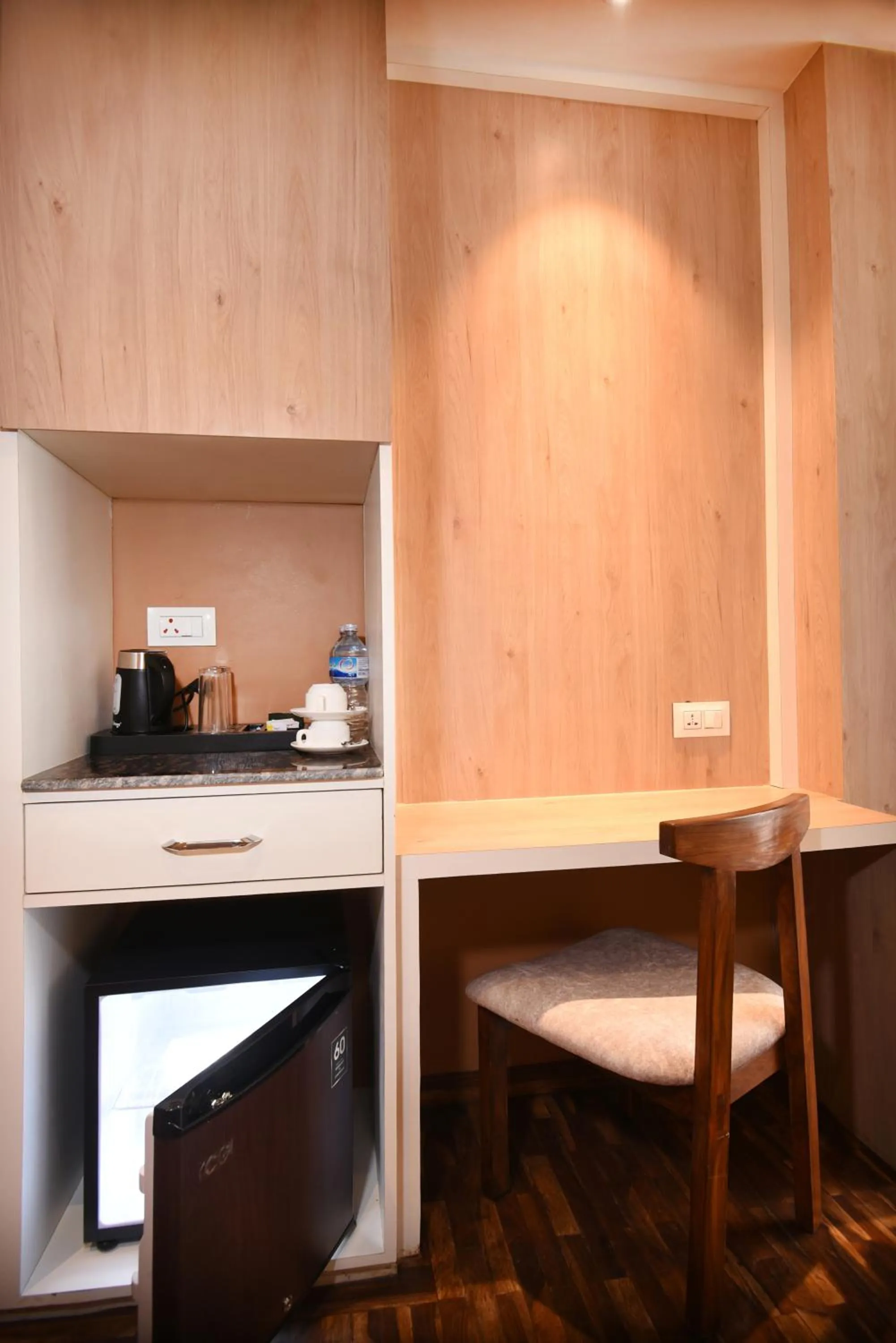 Coffee/tea facilities in Hotel Vistara