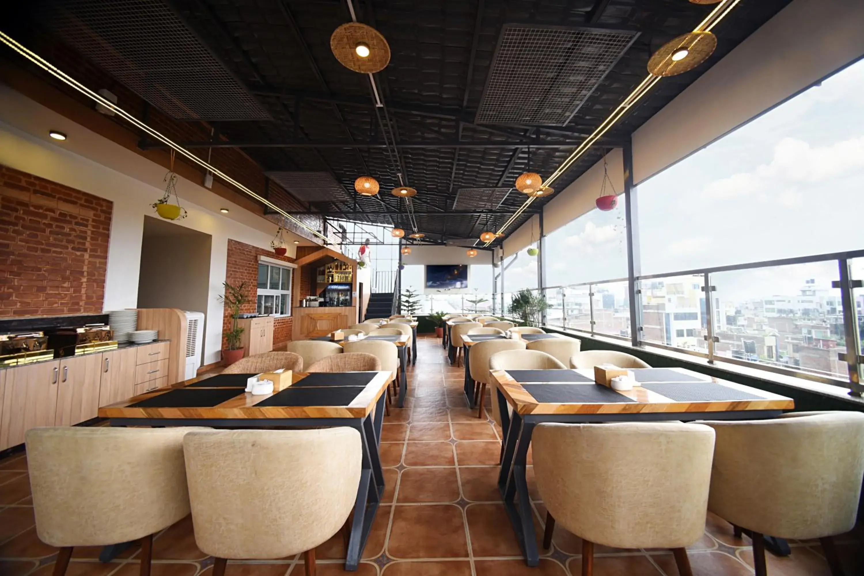 Restaurant/places to eat in Hotel Vistara Restaurant/places to eat in Hotel Vistara