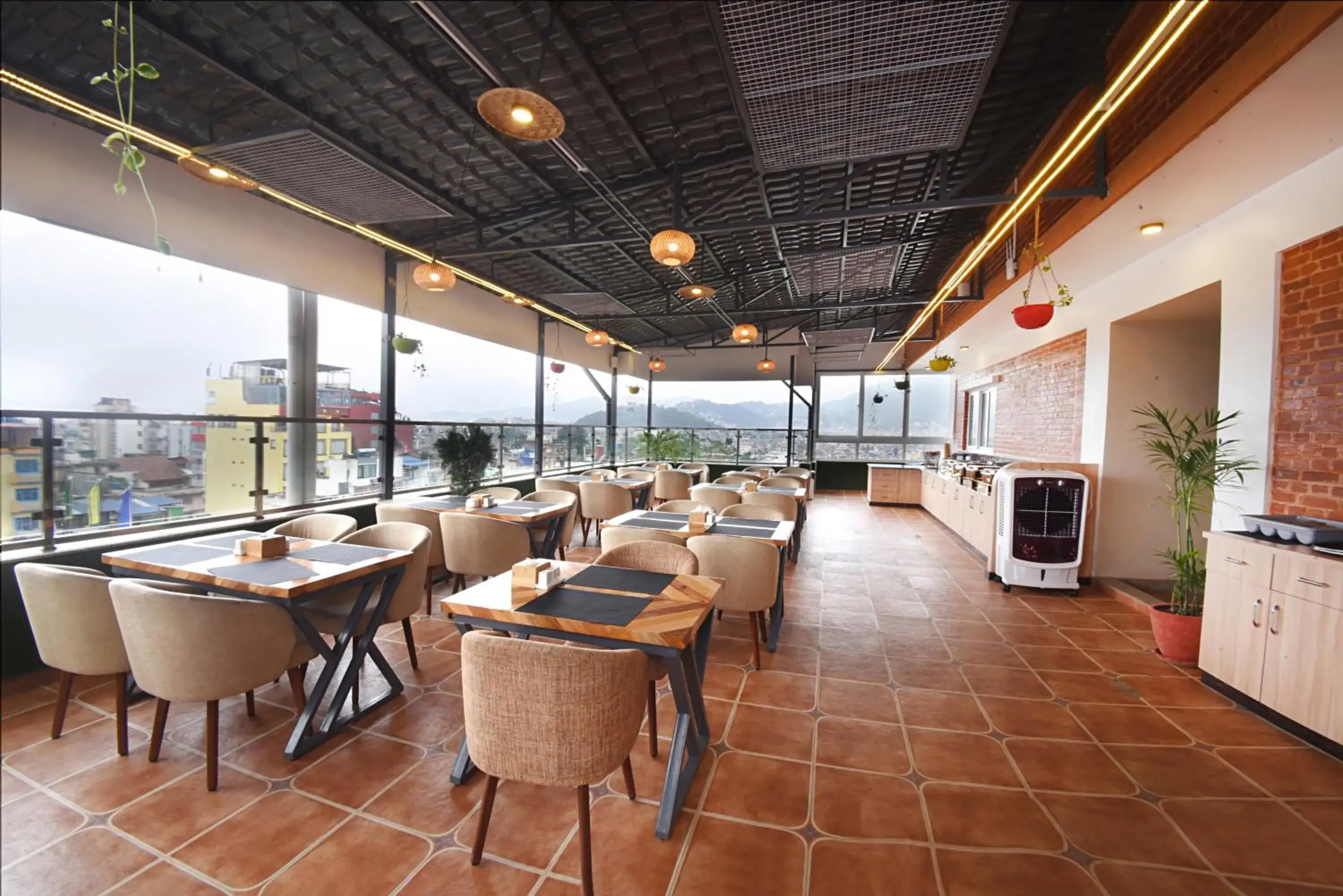 Restaurant/places to eat in Hotel Vistara Restaurant/places to eat in Hotel Vistara