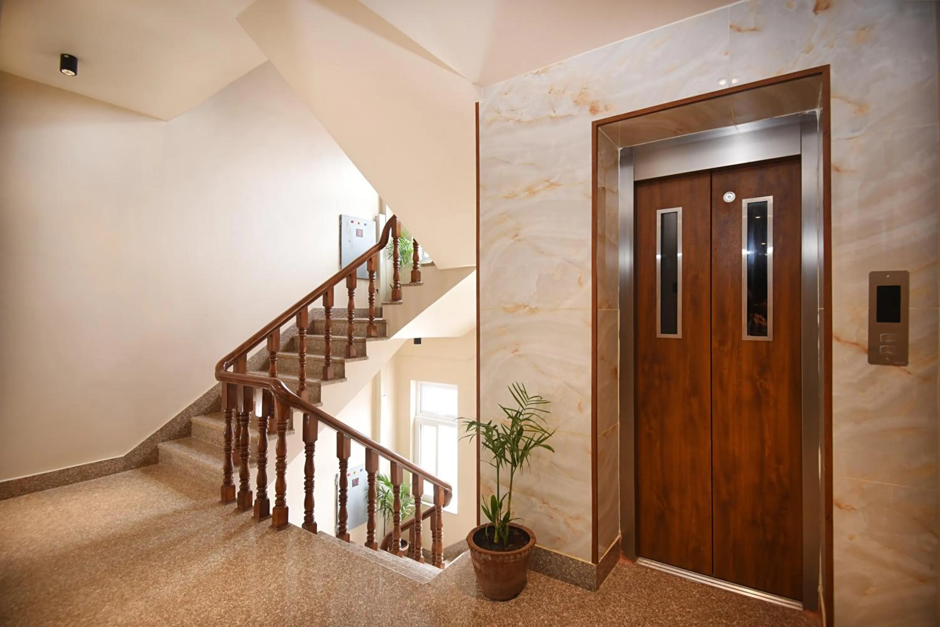 elevator in Hotel Vistara