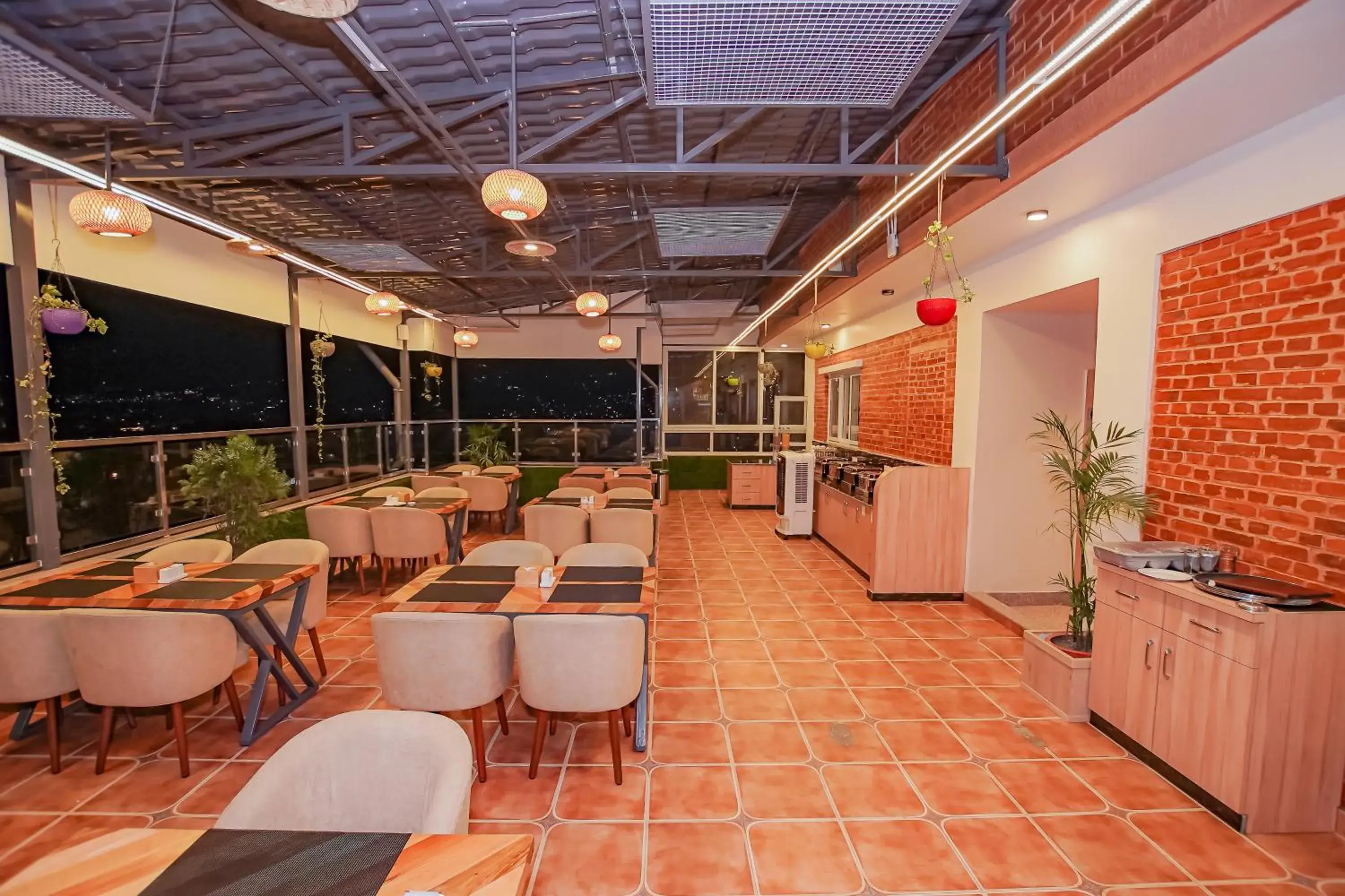 Restaurant/places to eat in Hotel Vistara Restaurant/places to eat in Hotel Vistara