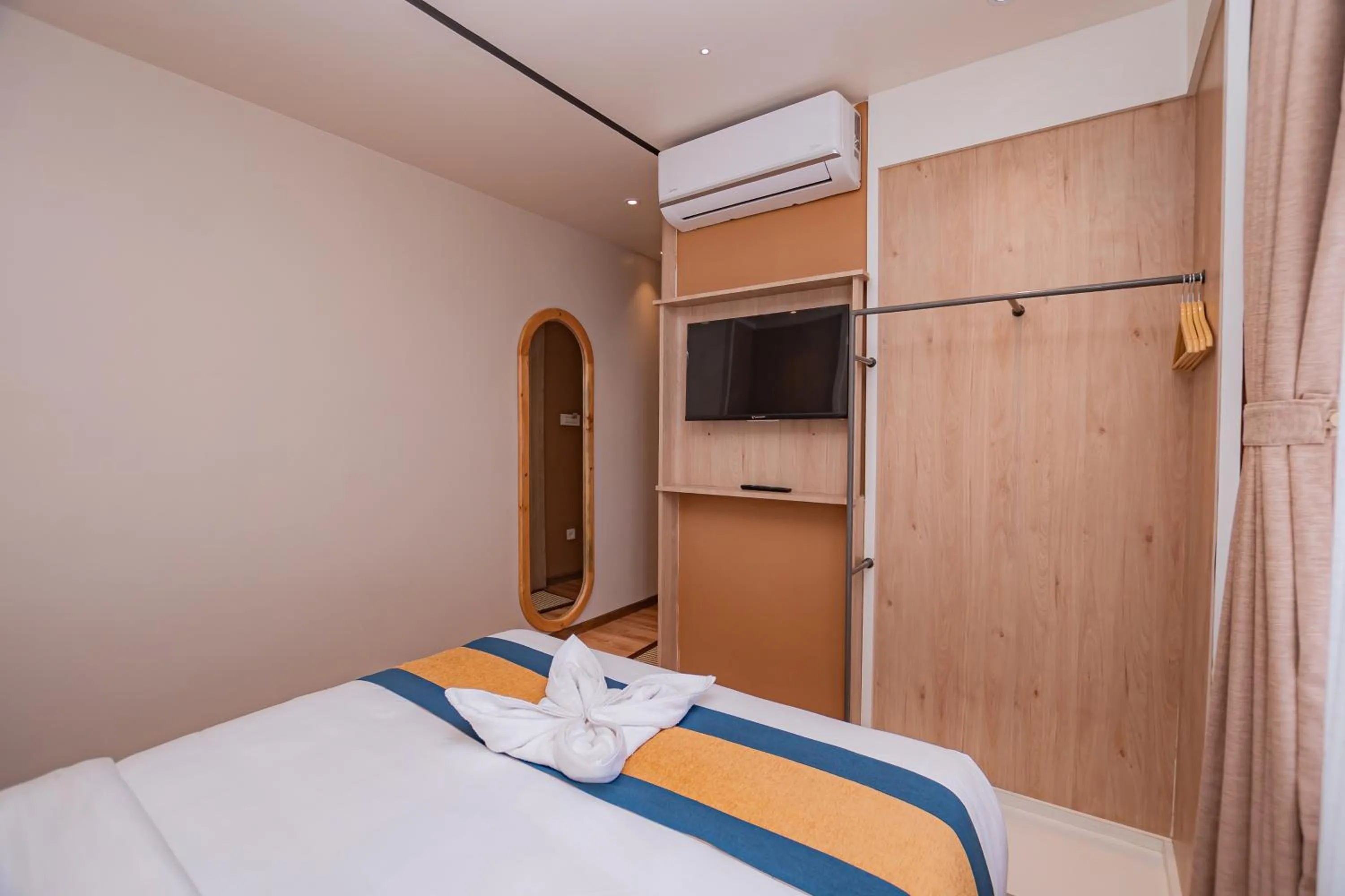 Bed in Hotel Vistara