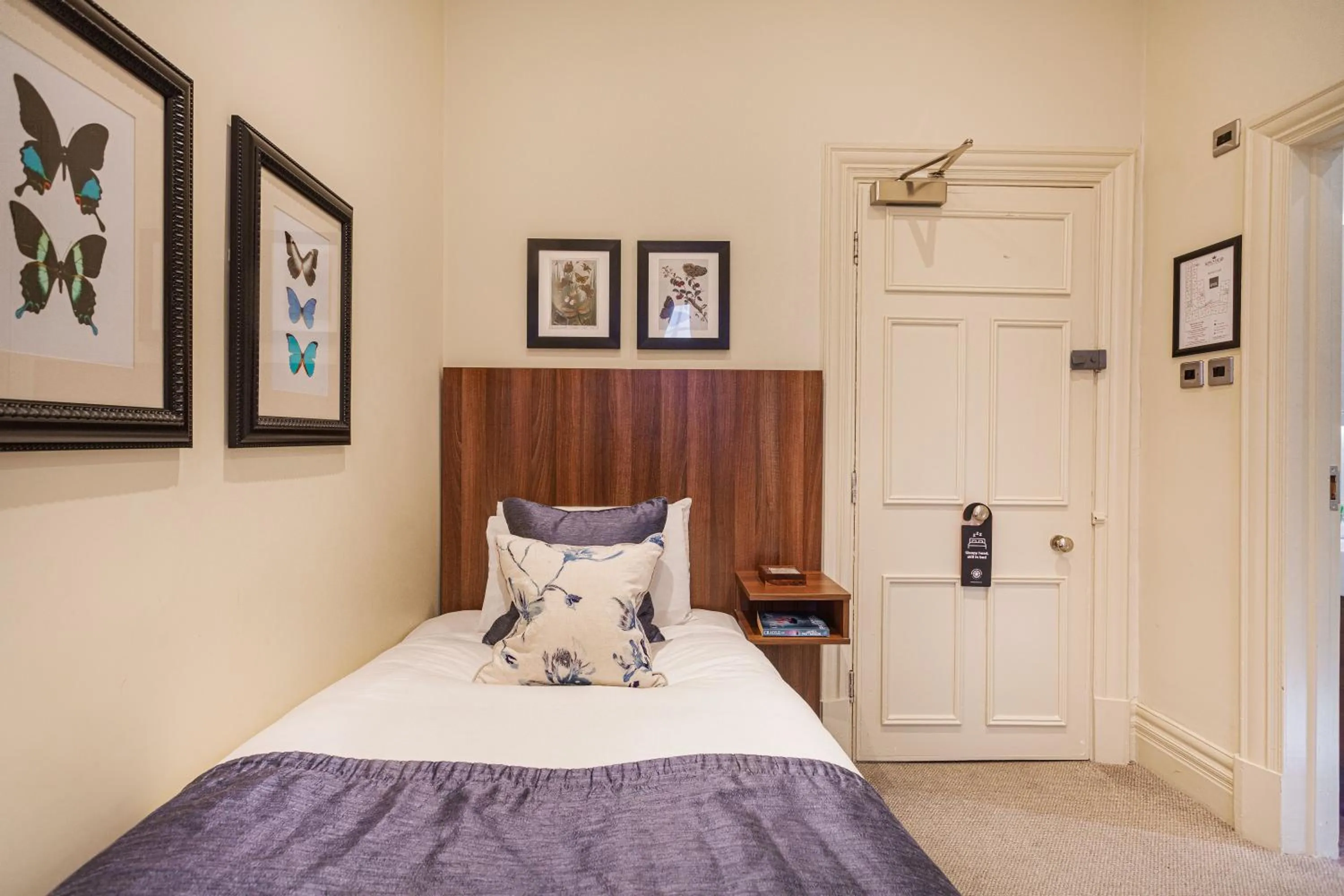 Bed in The Kings Head Hotel, Richmond, North Yorkshire - The Coaching Inn Group