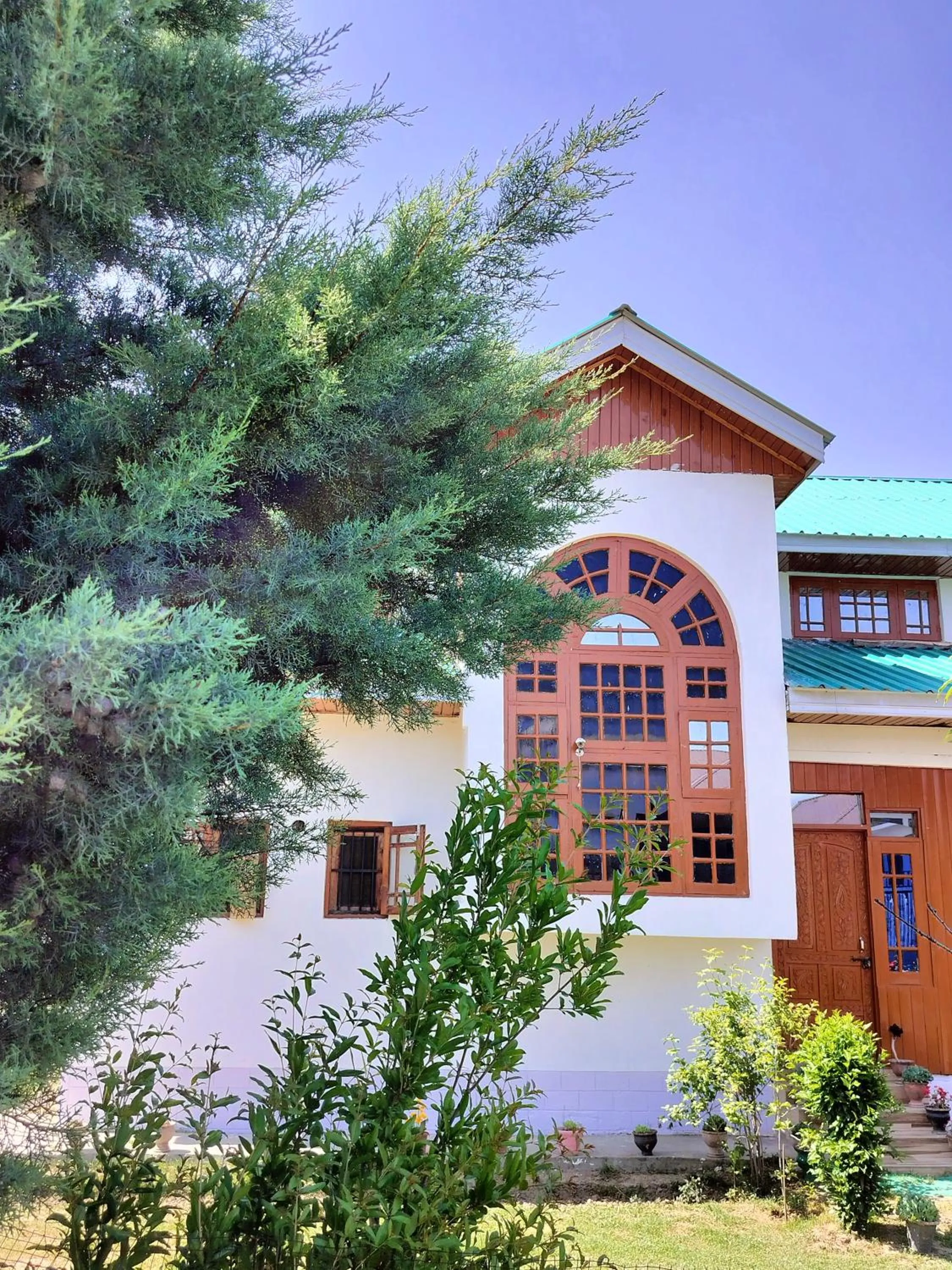 Property building in The Bilt farmhouse