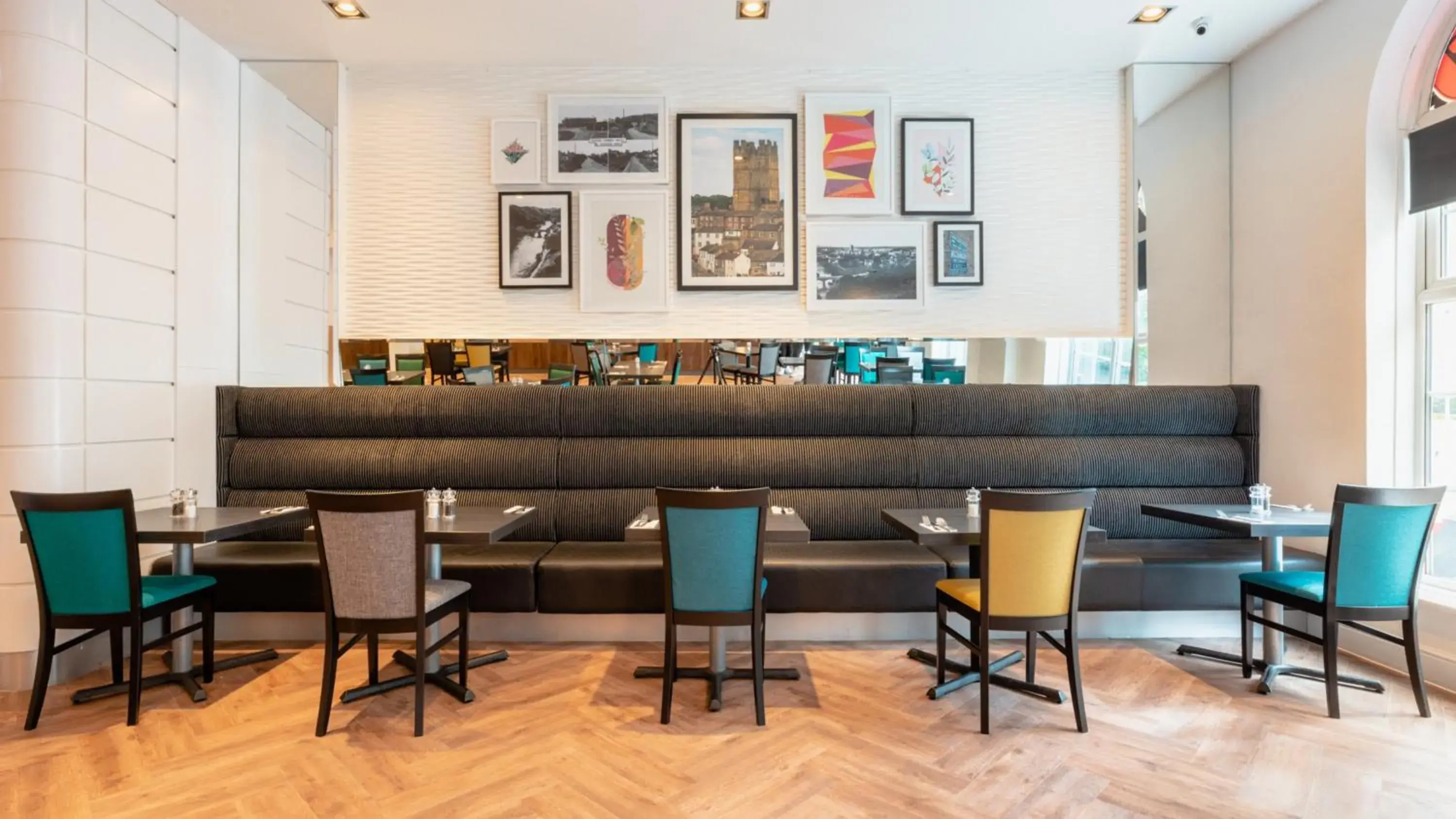 Restaurant/places to eat in Holiday Inn Darlington-A1 Scotch Corner by IHG Restaurant/places to eat in Holiday Inn Darlington-A1 Scotch Corner by IHG