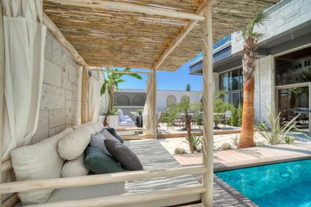 Swimming pool in Ayayorgi Homes