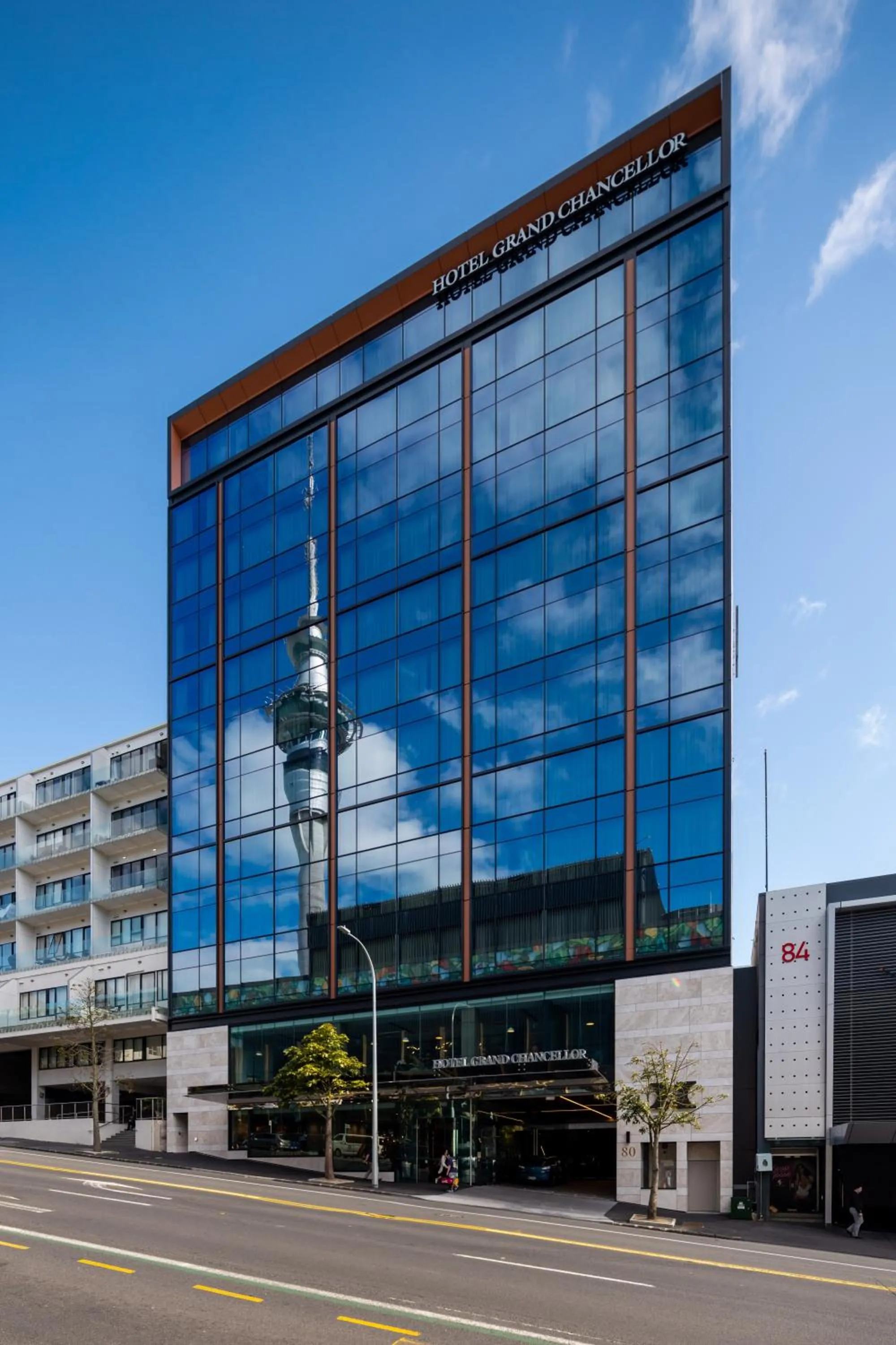 Property building in Hotel Grand Chancellor Auckland