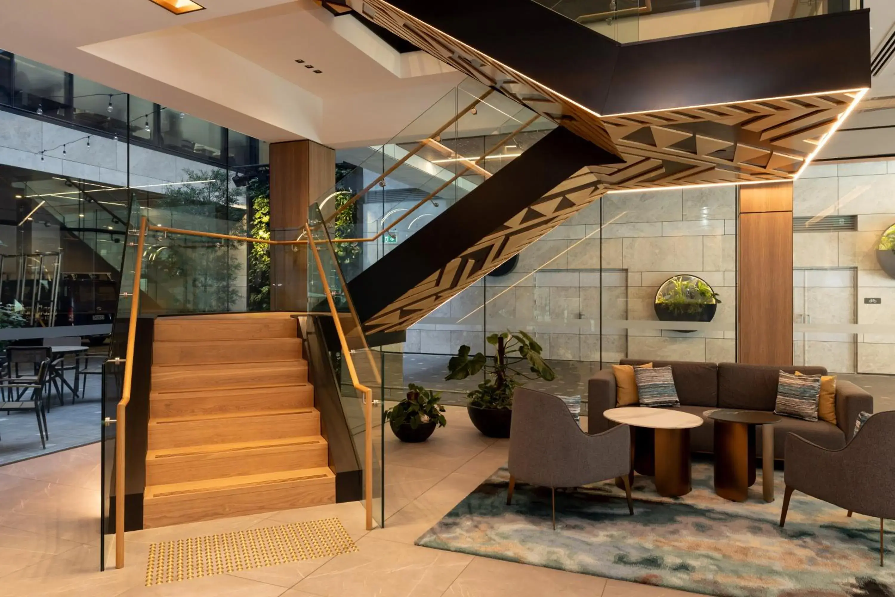 Property building in Hotel Grand Chancellor Auckland Property building in Hotel Grand Chancellor Auckland