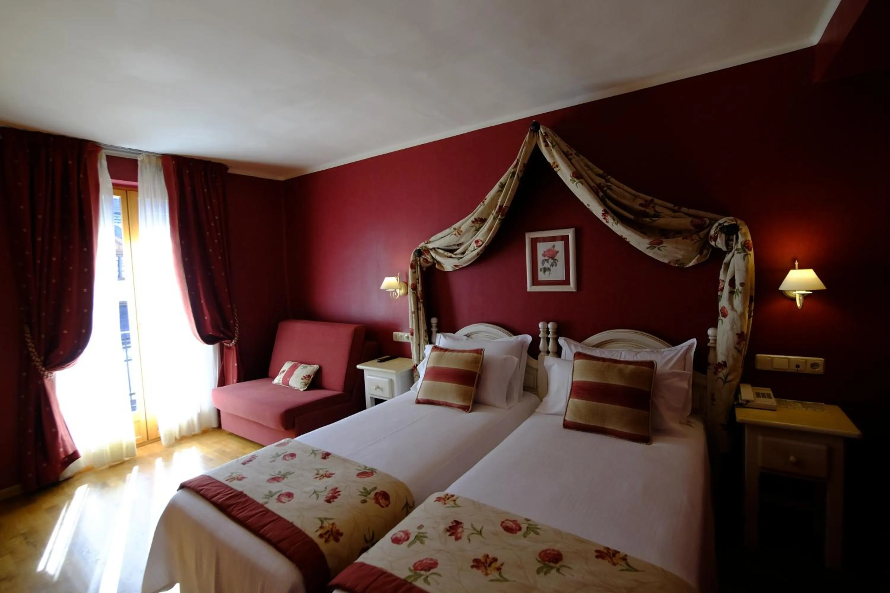 Bedroom in Hotel Pradas Ordesa