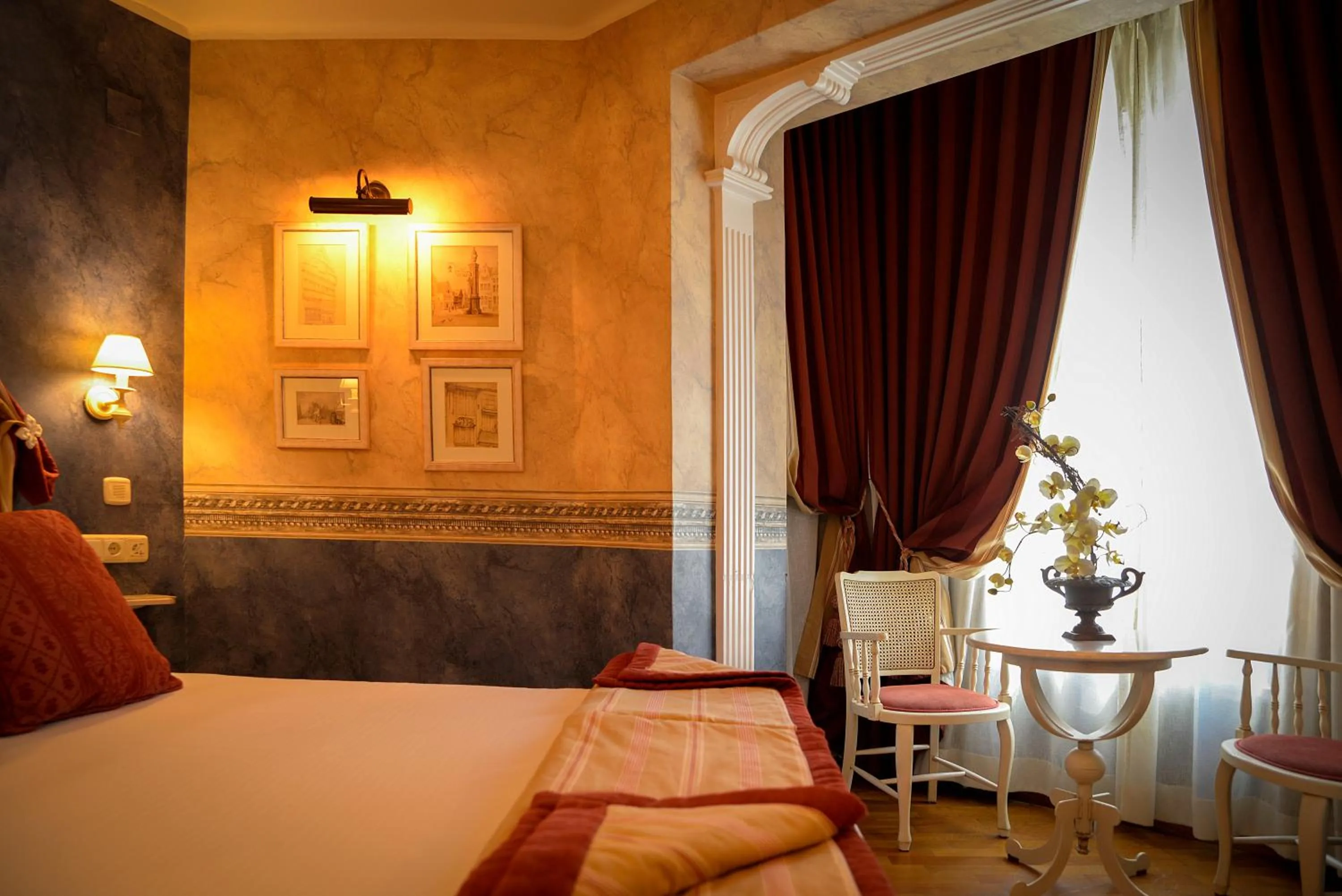 Bedroom in Hotel Pradas Ordesa