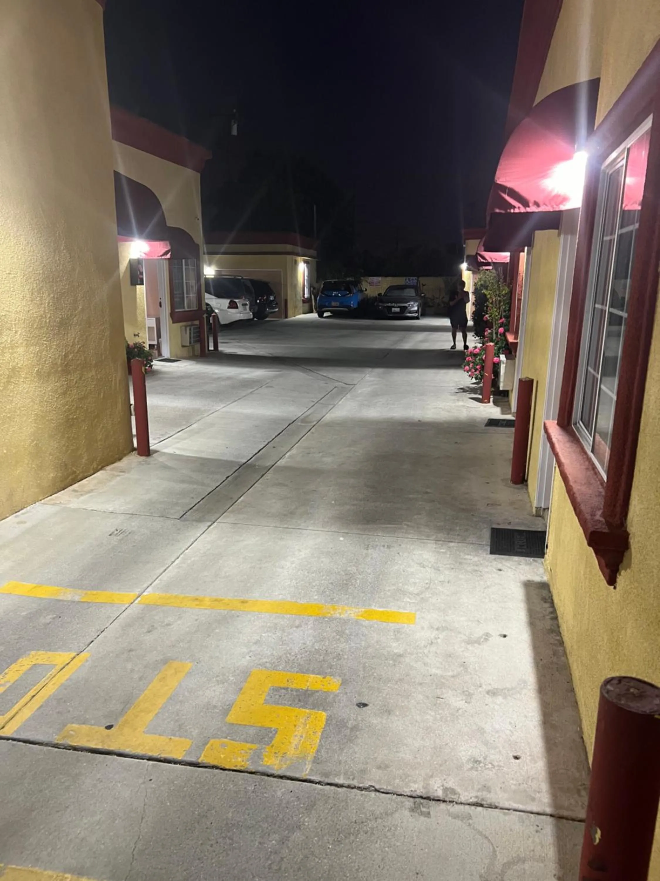 Facade/entrance in King Motel