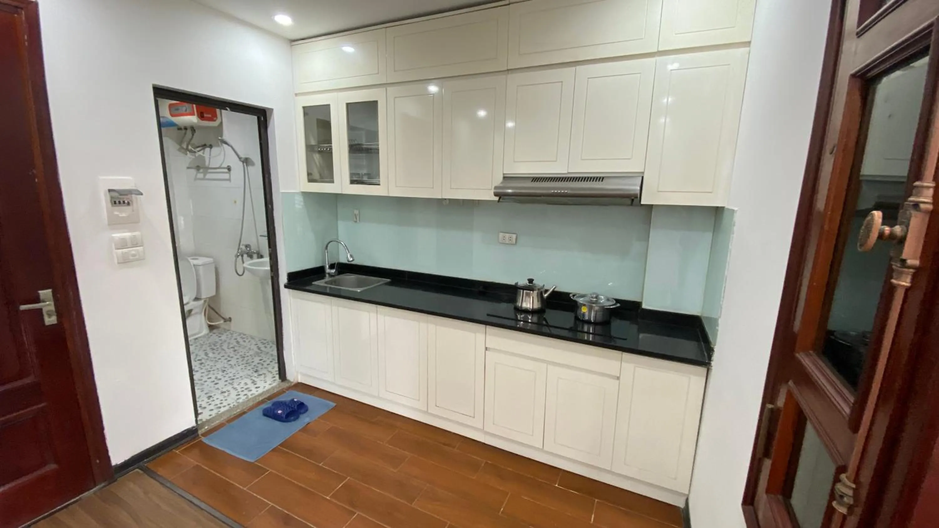 Era Apartment La Thành