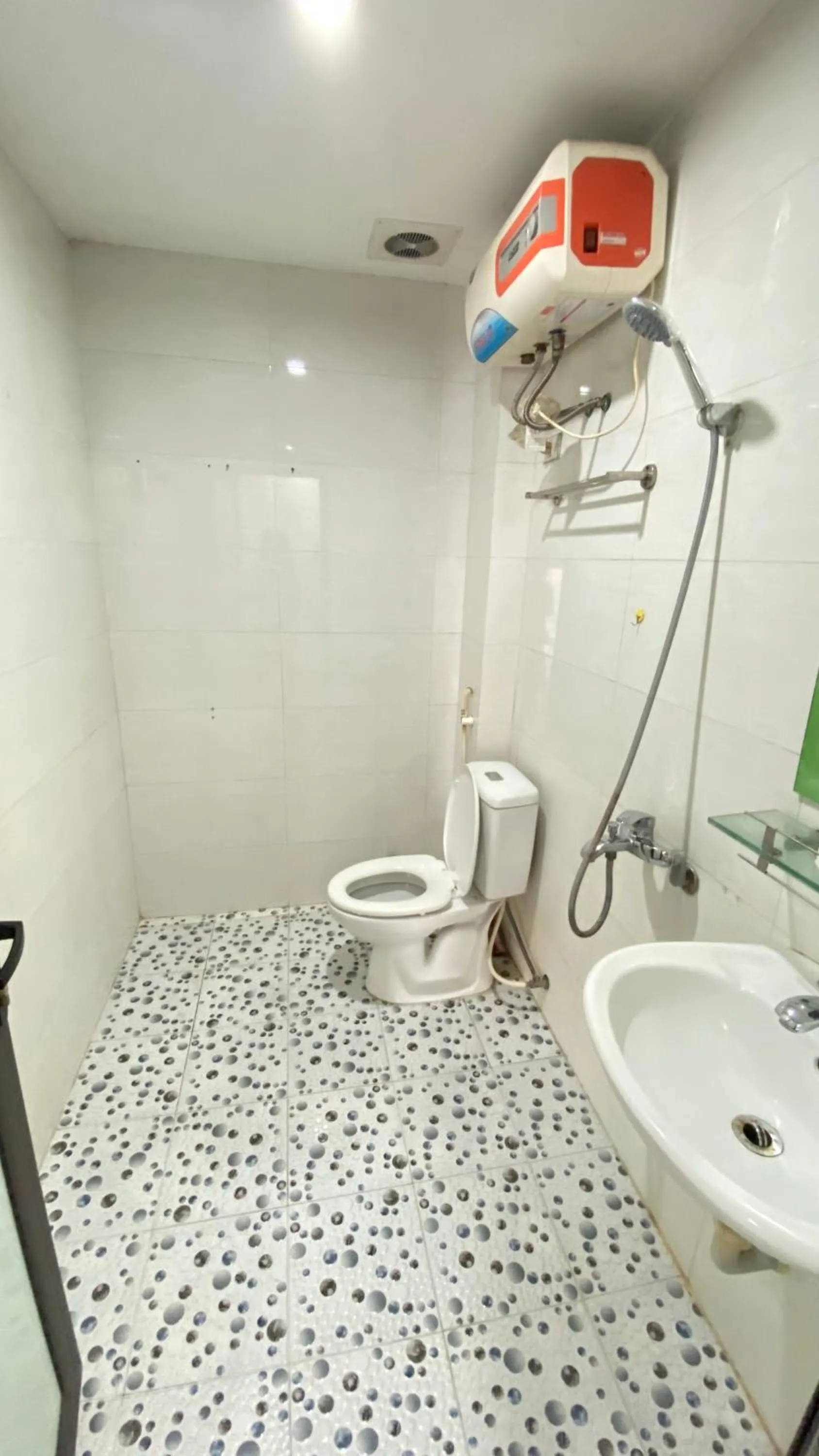 Era Apartment La Thành