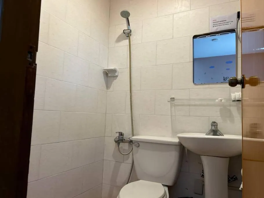 Shower in Crosswinds Resort Quadrille Home