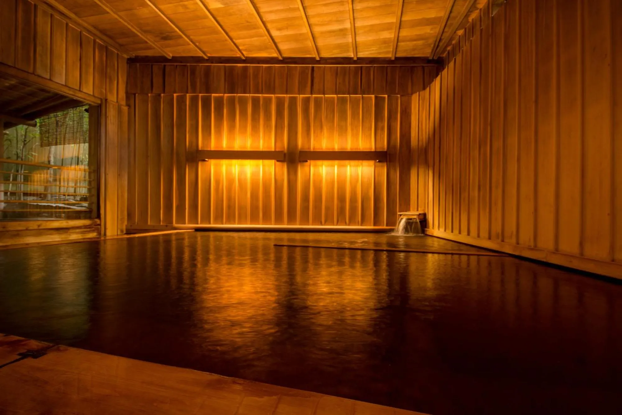 Hot Spring Bath in Araya Totoan