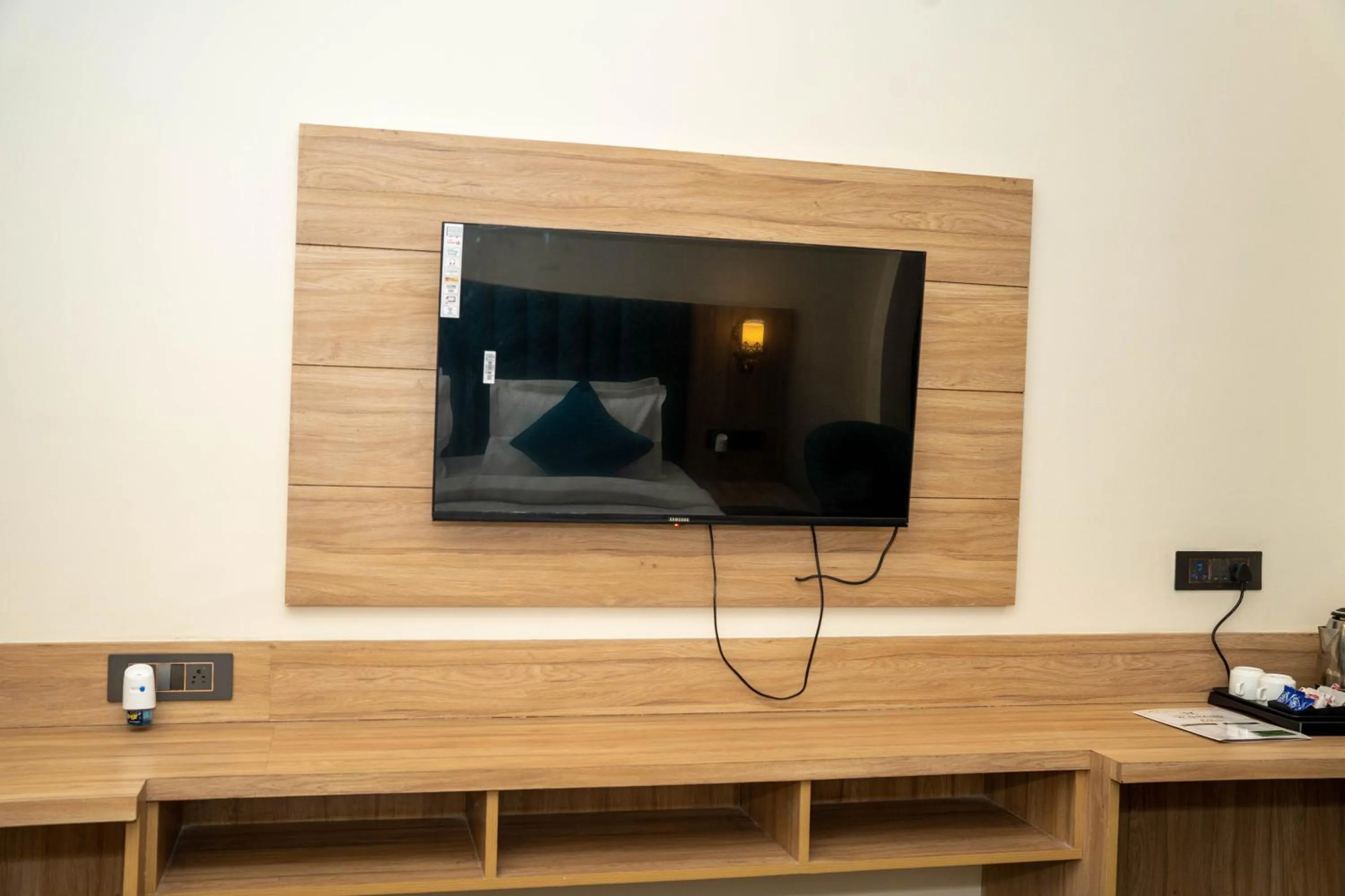 Communal lounge/ TV room in Hotel W Grand - A Boutique Hotel