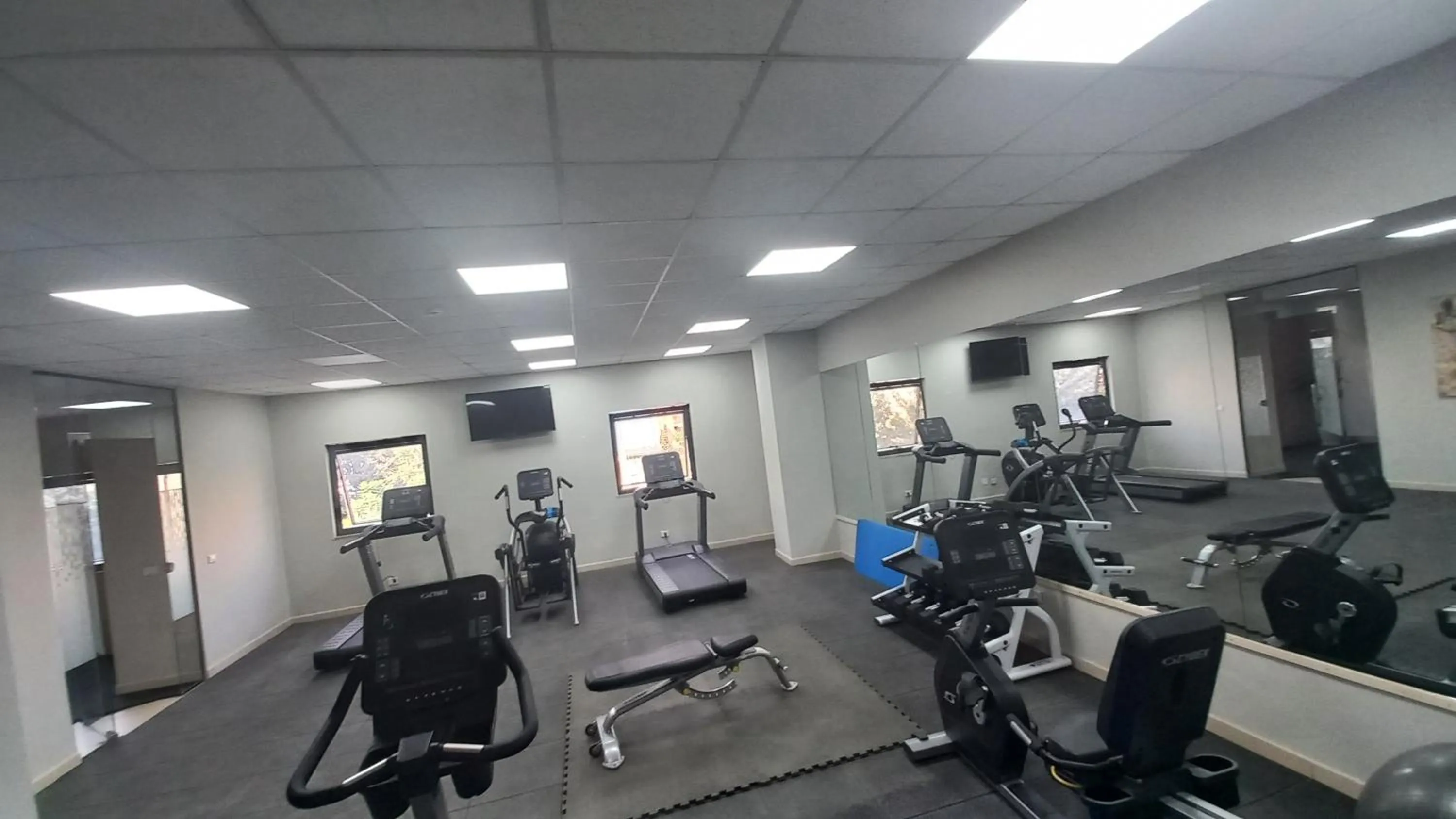 Fitness centre/facilities in Addis Ville Hotel Apartment