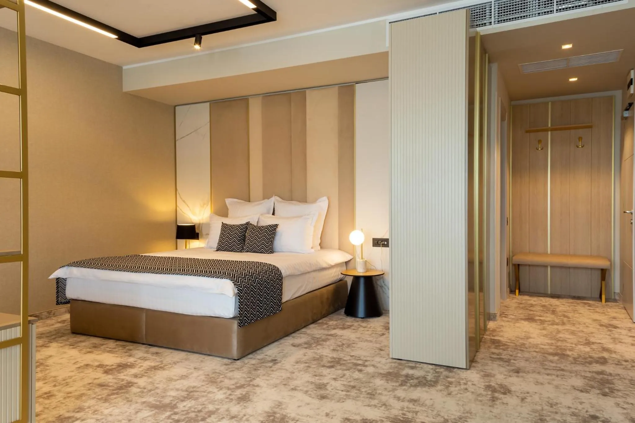 Bed in Hotel Lupa by Bueno