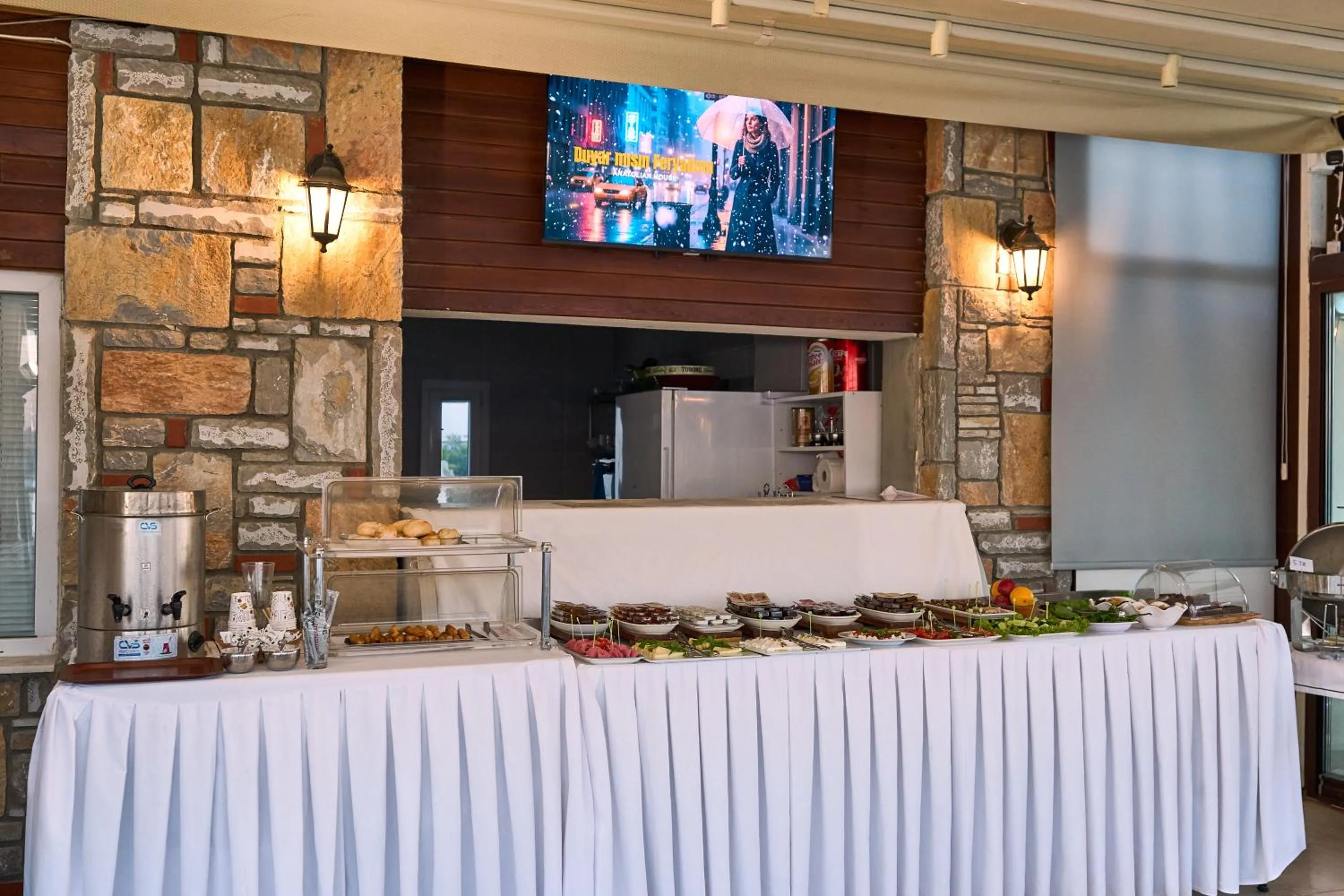 Buffet breakfast in Mia Hill Suites