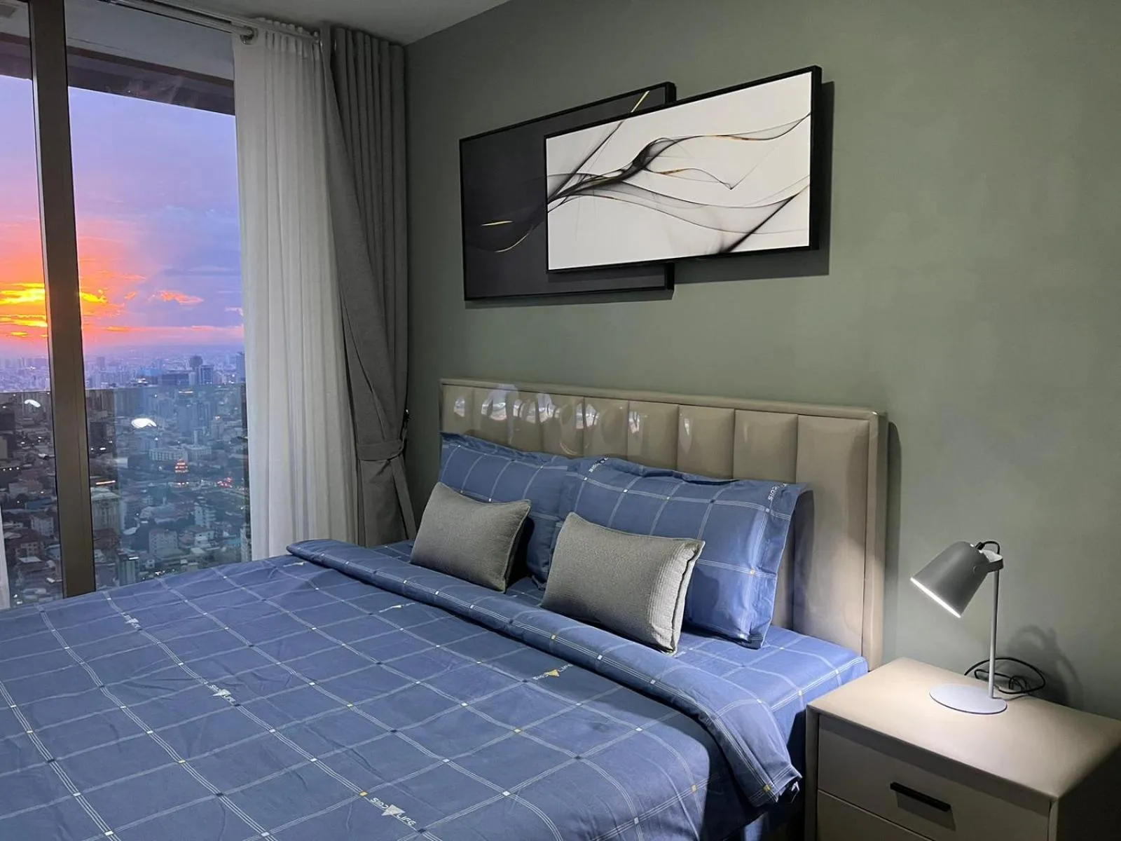 Bed in The PeAk Residence, Multi-Apartment by Emma