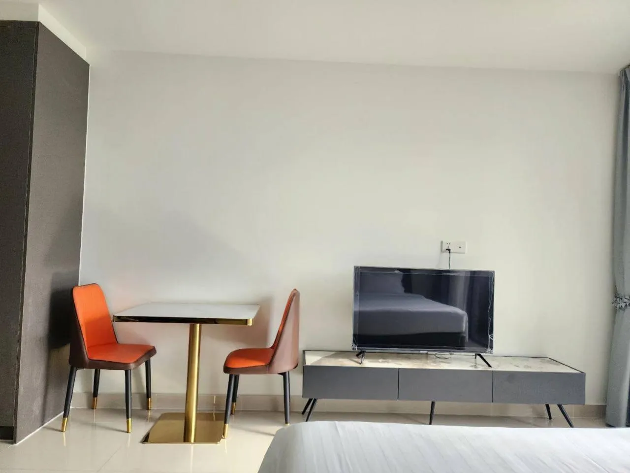 Bed in The PeAk Residence, Multi-Apartment by Emma