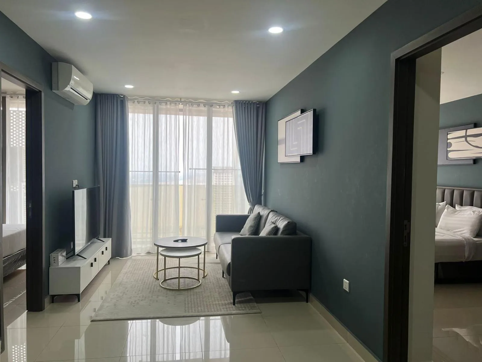 Bed in The PeAk Residence, Multi-Apartment by Emma