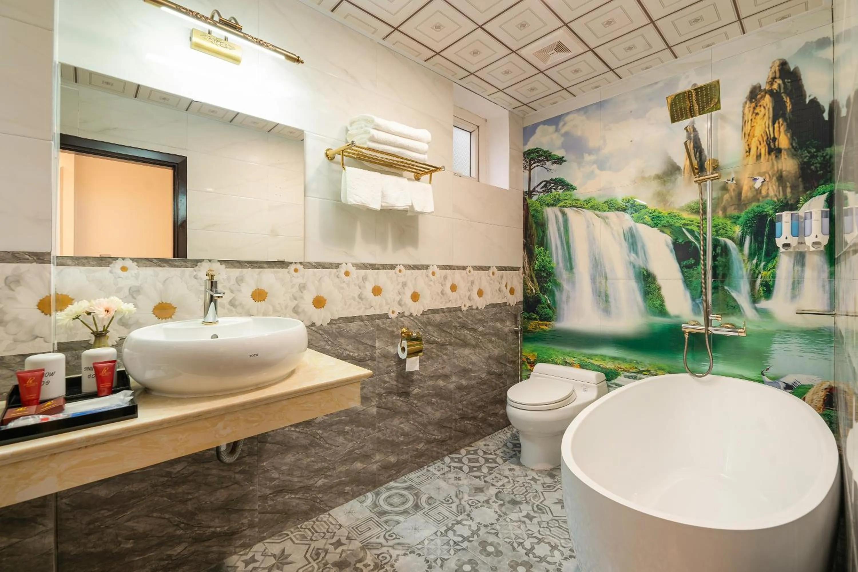 Toilet in Sapa Praha Hotel