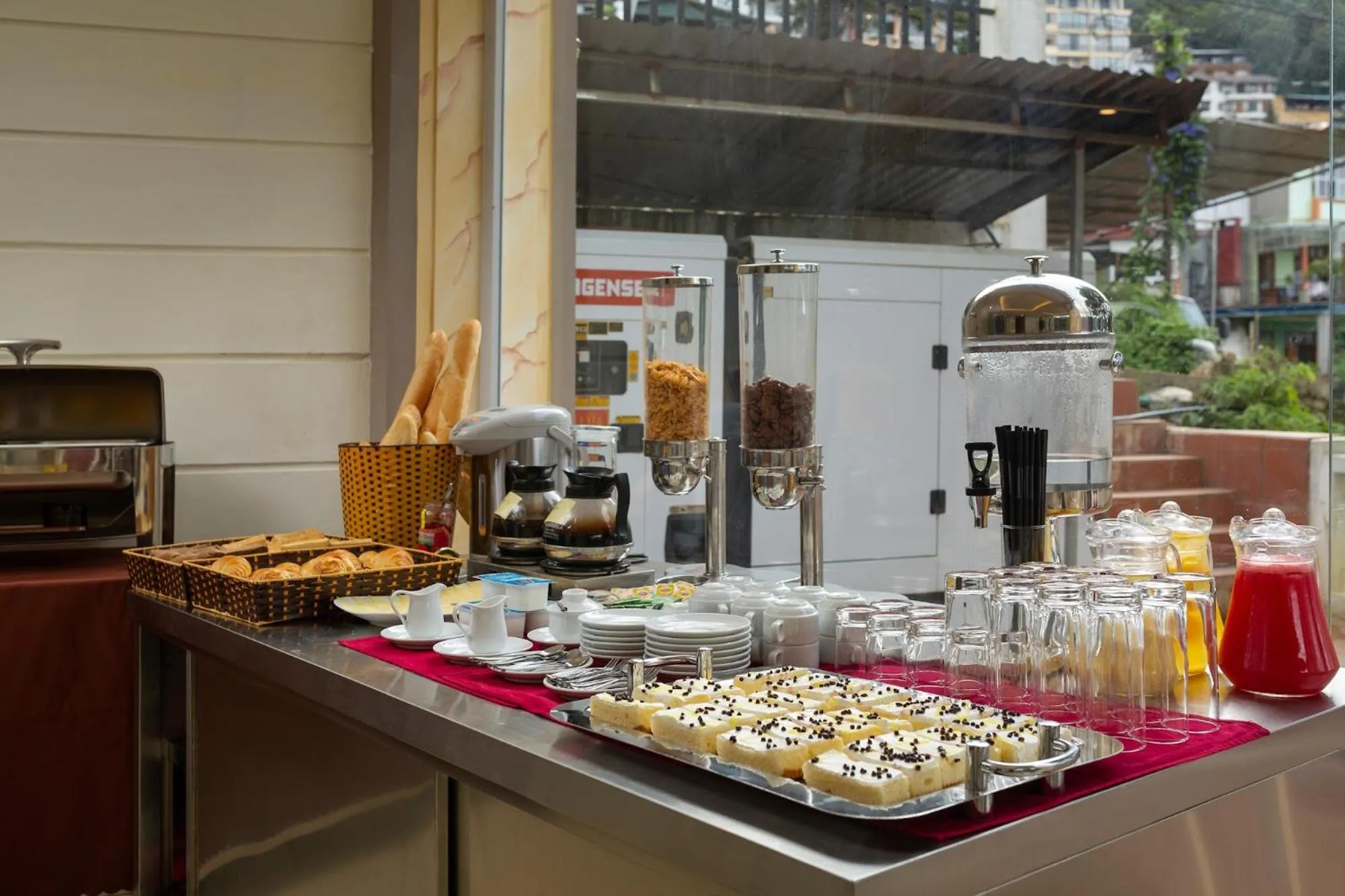 Breakfast in Sapa Praha Hotel