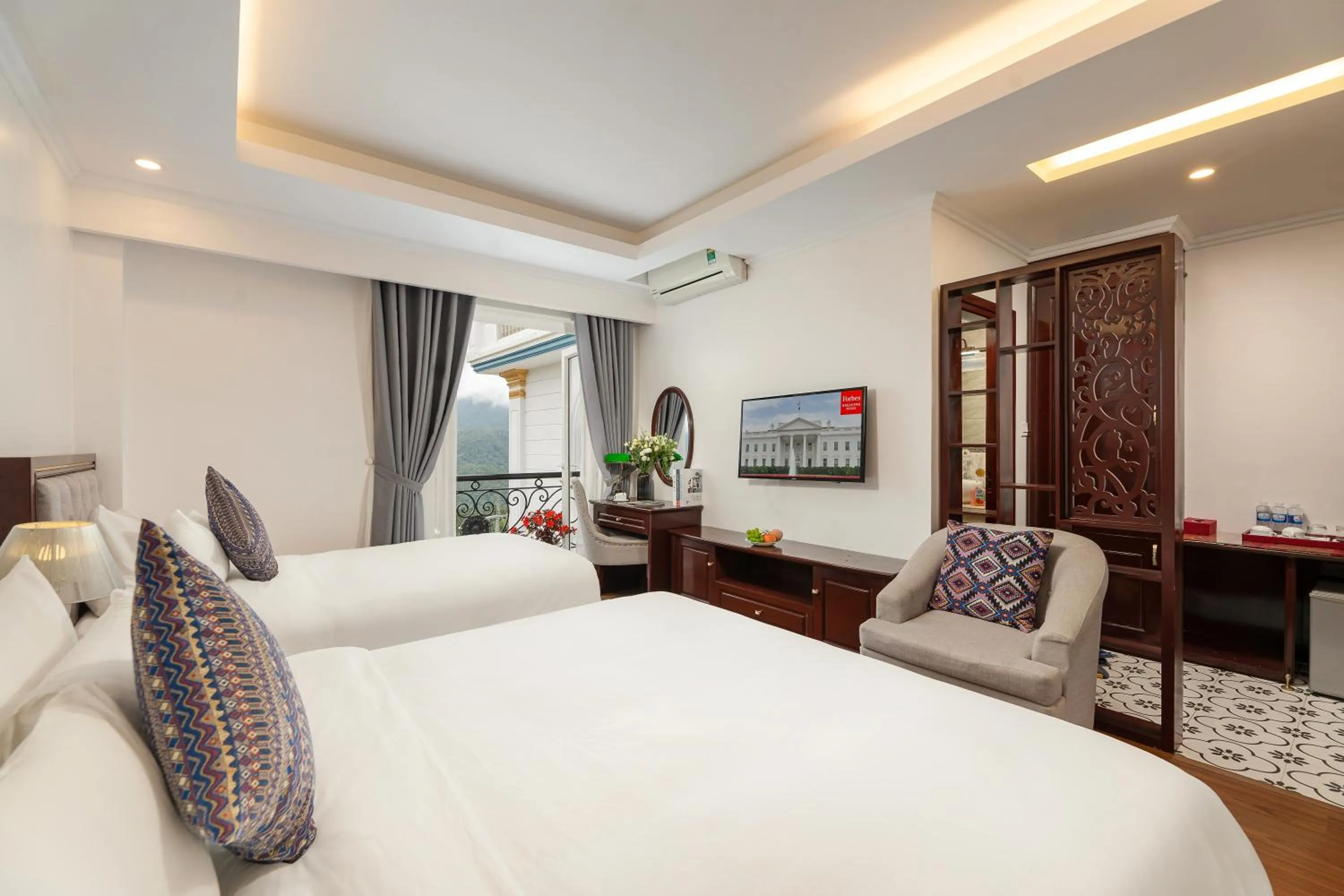 TV and multimedia, Bed in Sapa Praha Hotel