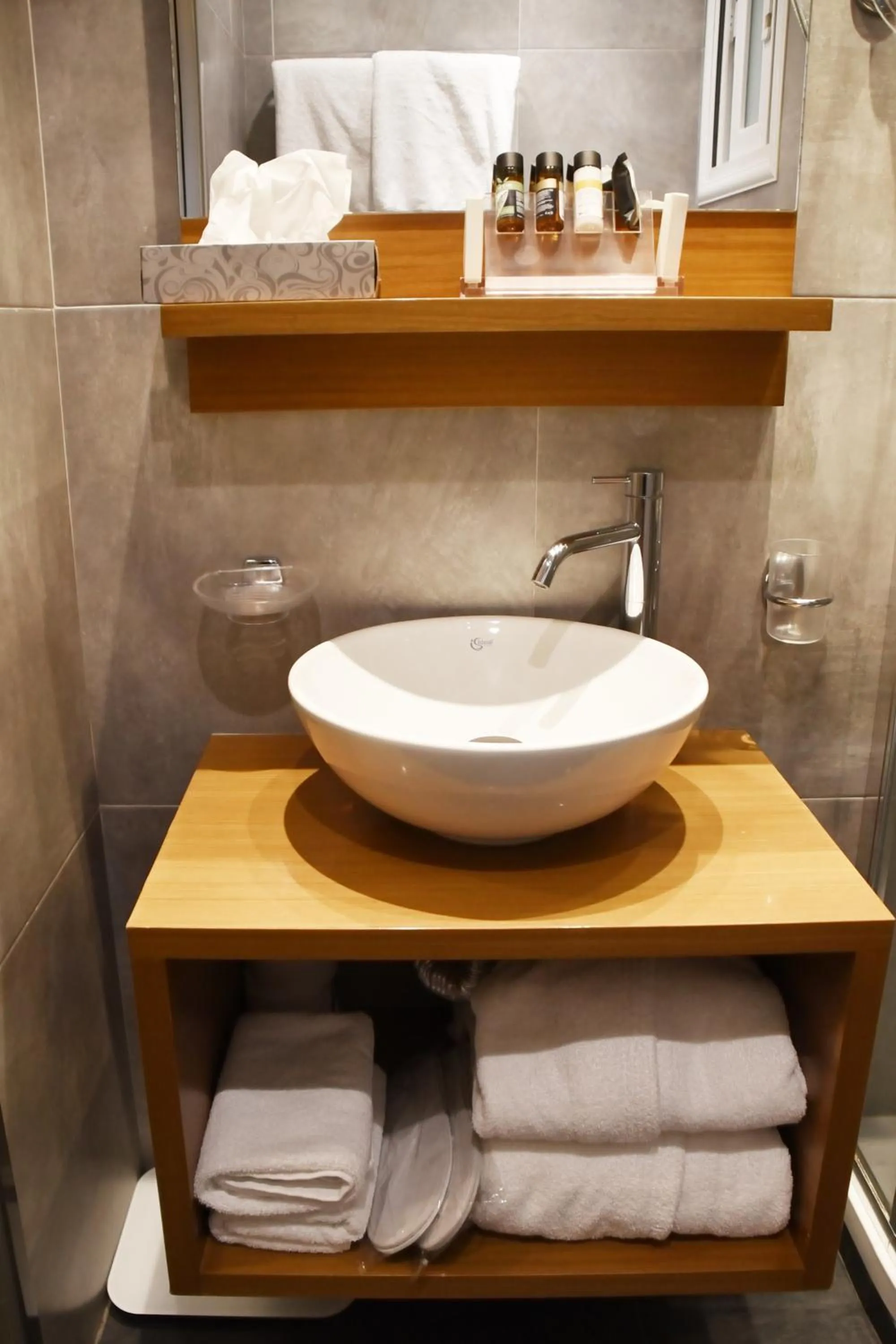 Bathroom in Adrian Hotel