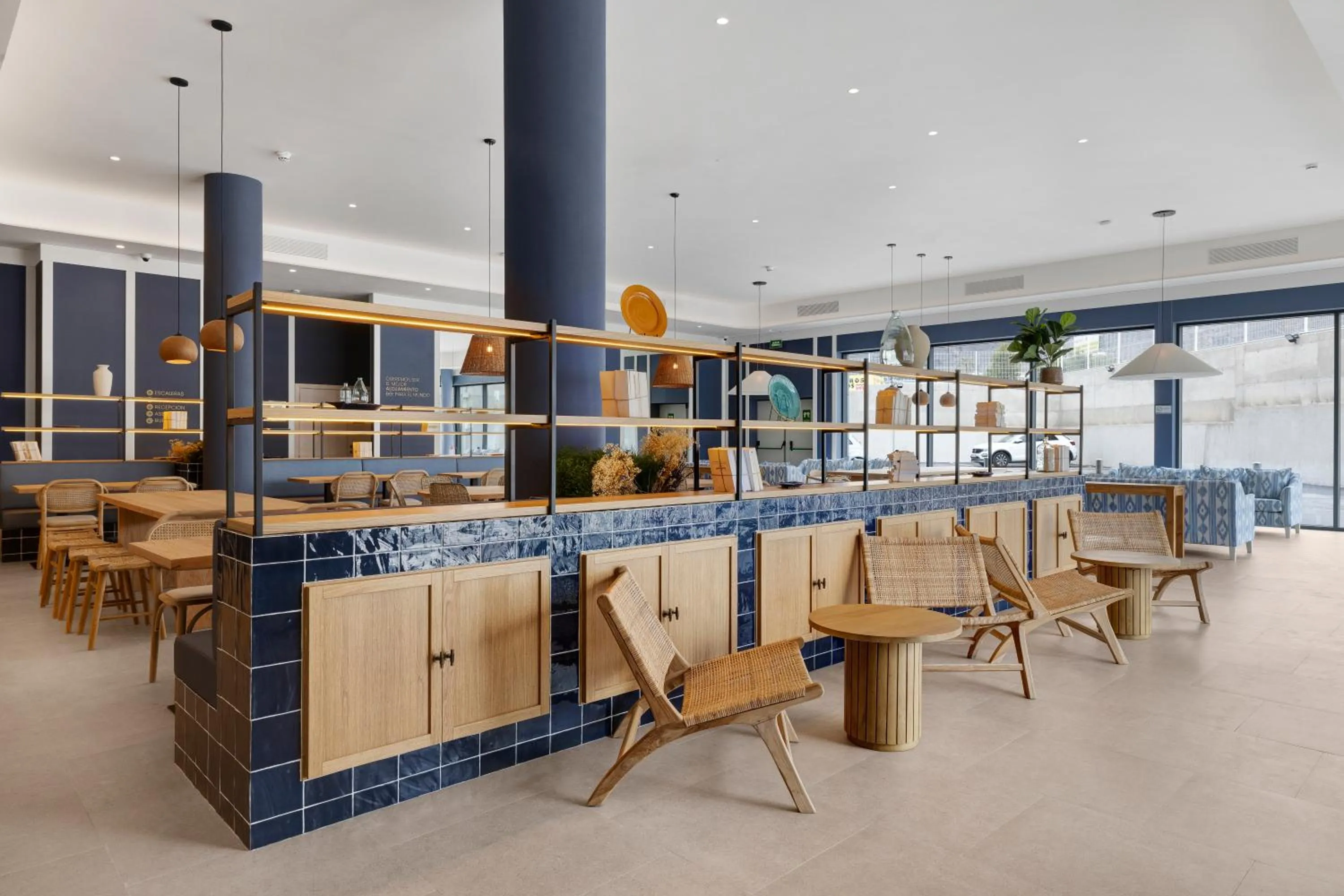 Restaurant/places to eat in B&B HOTEL Benidorm Finestrat