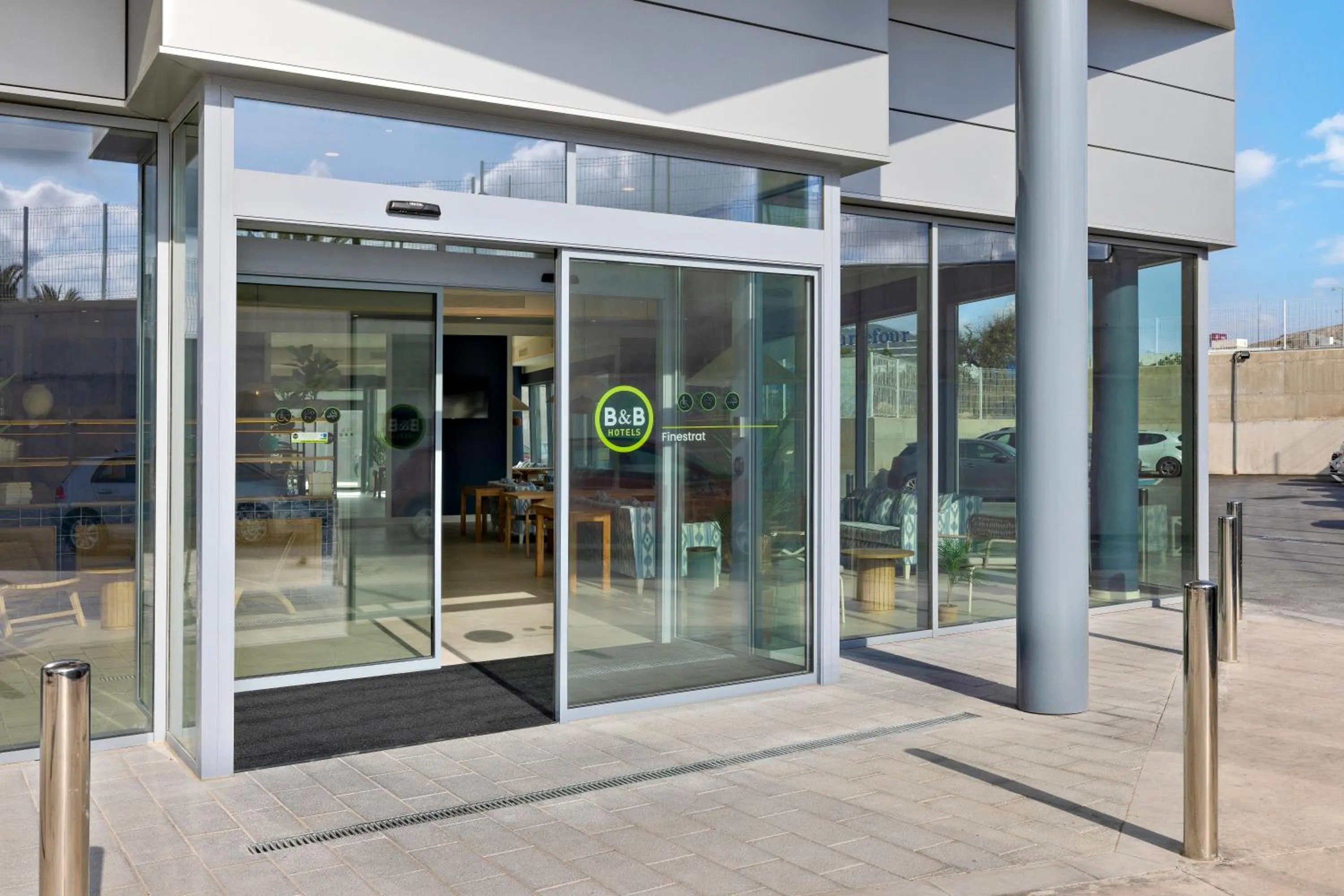 Facade/entrance in B&B HOTEL Benidorm Finestrat