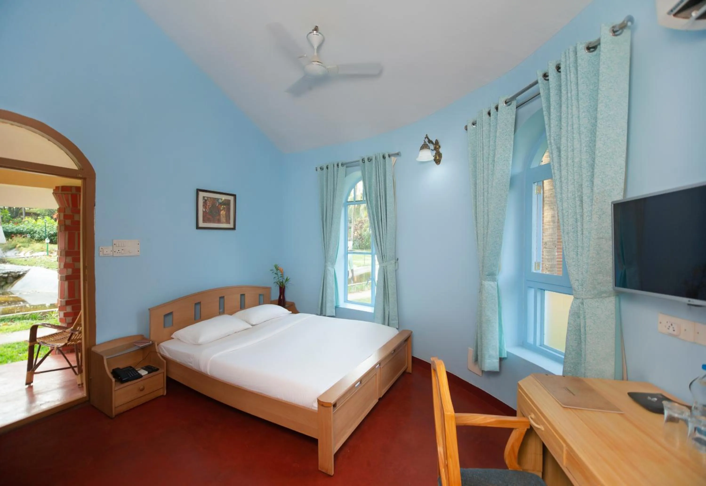 Bedroom, Bed in Kairali - The Ayurvedic Healing Village