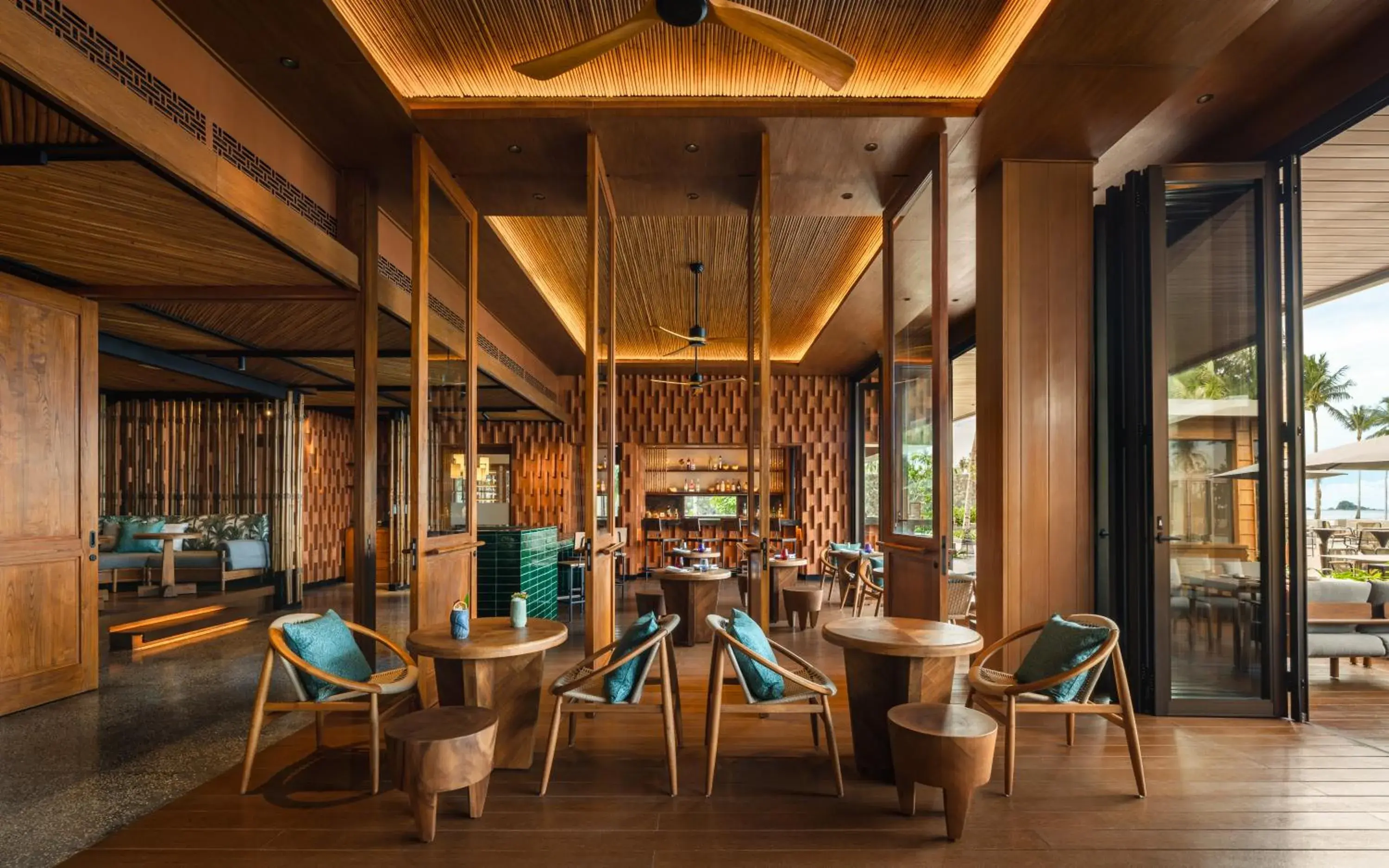 Restaurant/places to eat in Hotel Indigo Bintan Lagoi Beach by IHG Restaurant/places to eat in Hotel Indigo Bintan Lagoi Beach by IHG