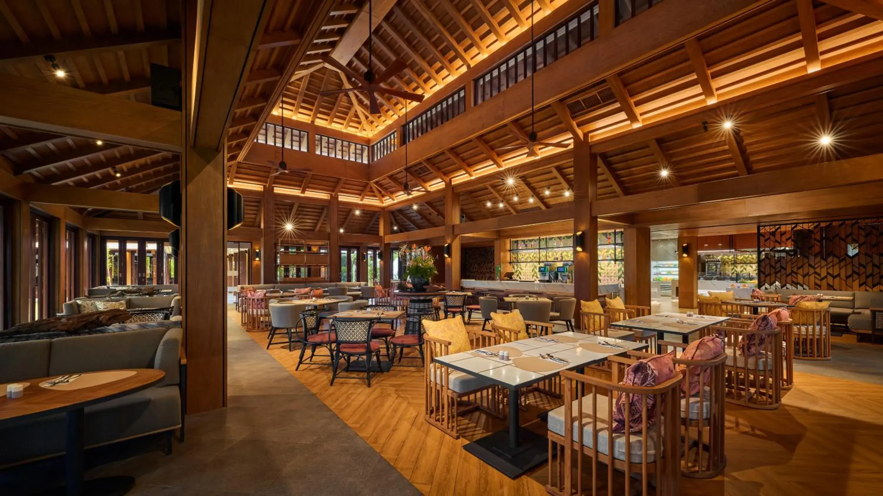 Restaurant/places to eat in Holiday Inn Resort Bintan Lagoi Beach by IHG Restaurant/places to eat in Holiday Inn Resort Bintan Lagoi Beach by IHG