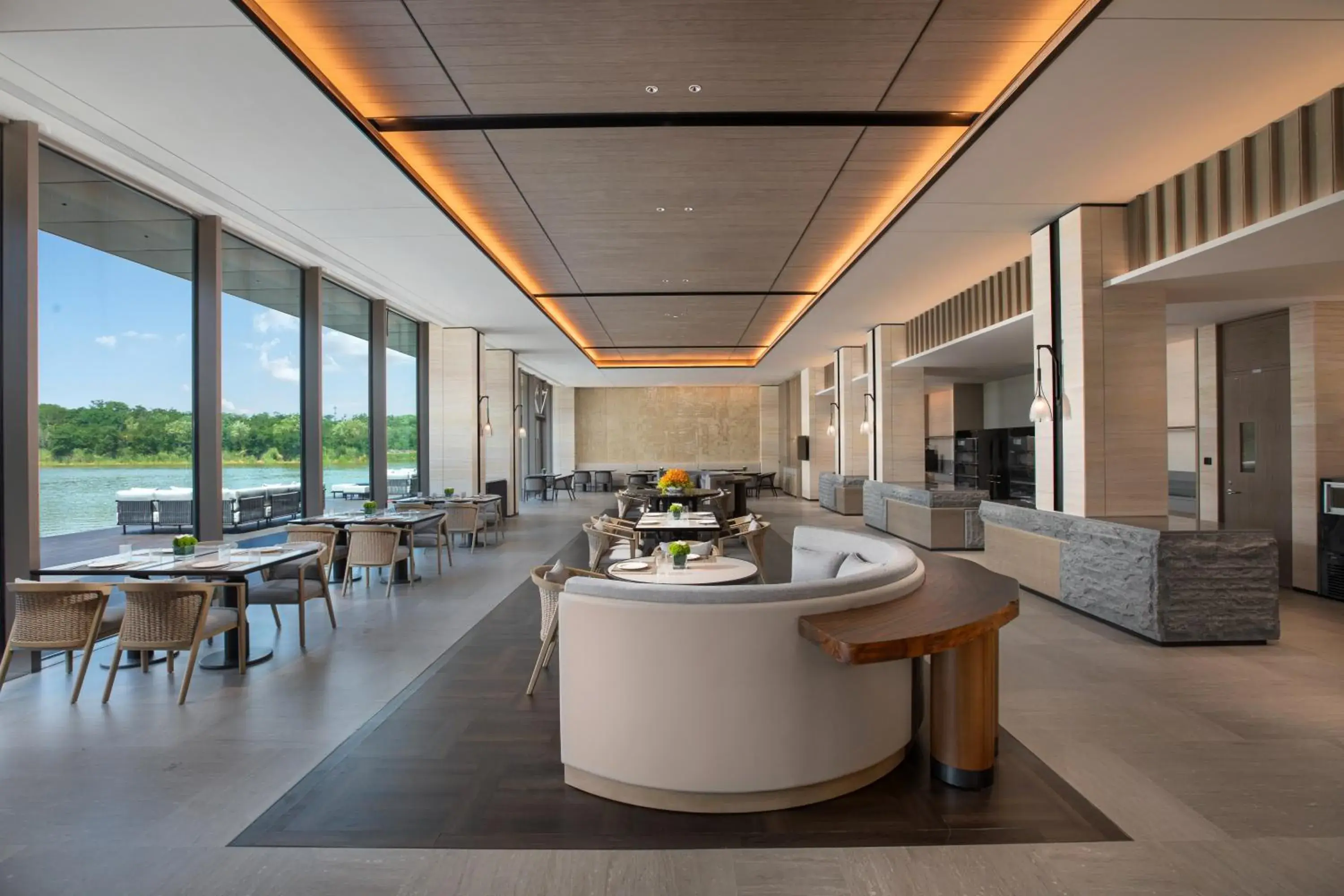 Restaurant/places to eat in Hotel Indigo Beidaihe Restaurant/places to eat in Hotel Indigo Beidaihe