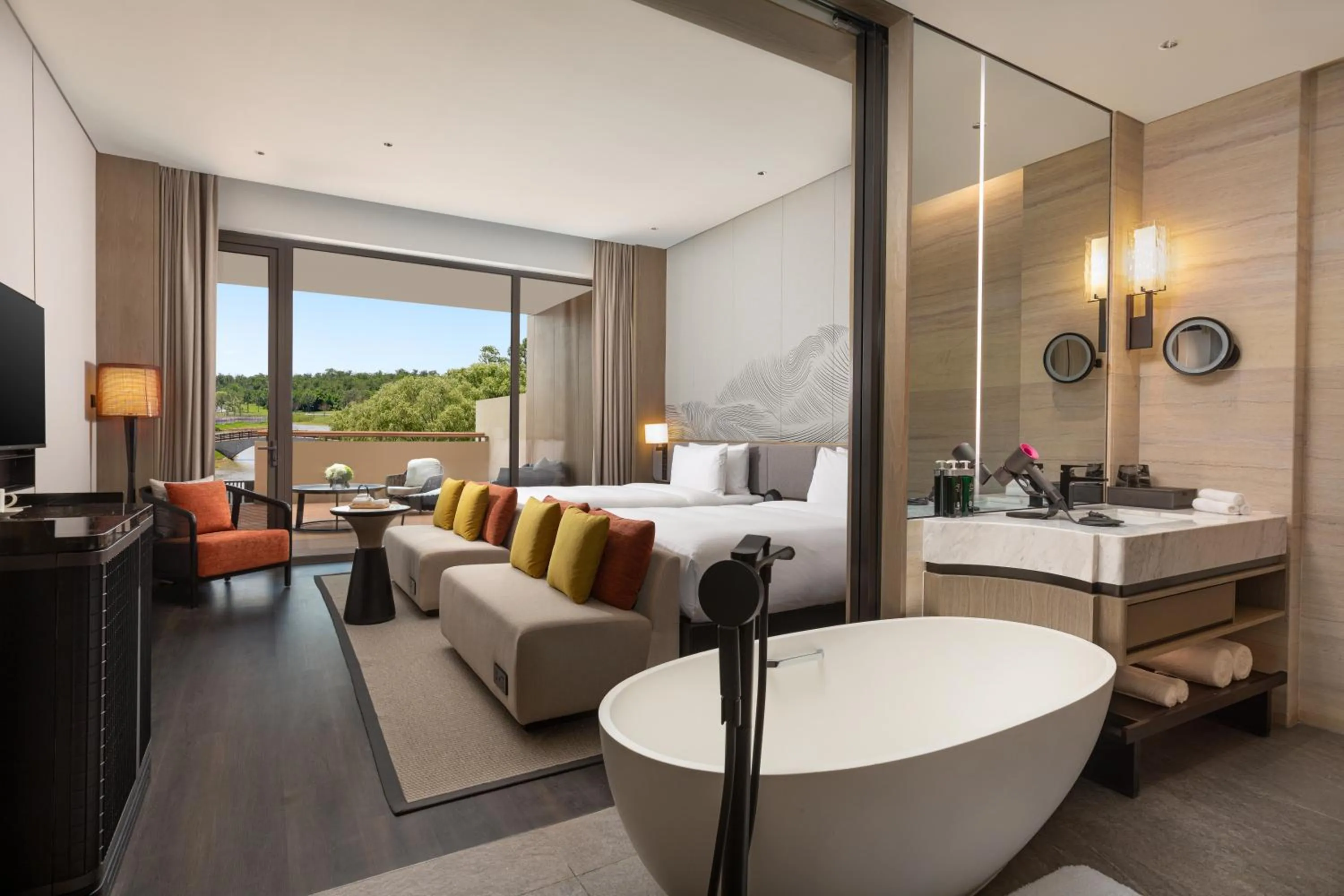 Bedroom in Hotel Indigo Beidaihe