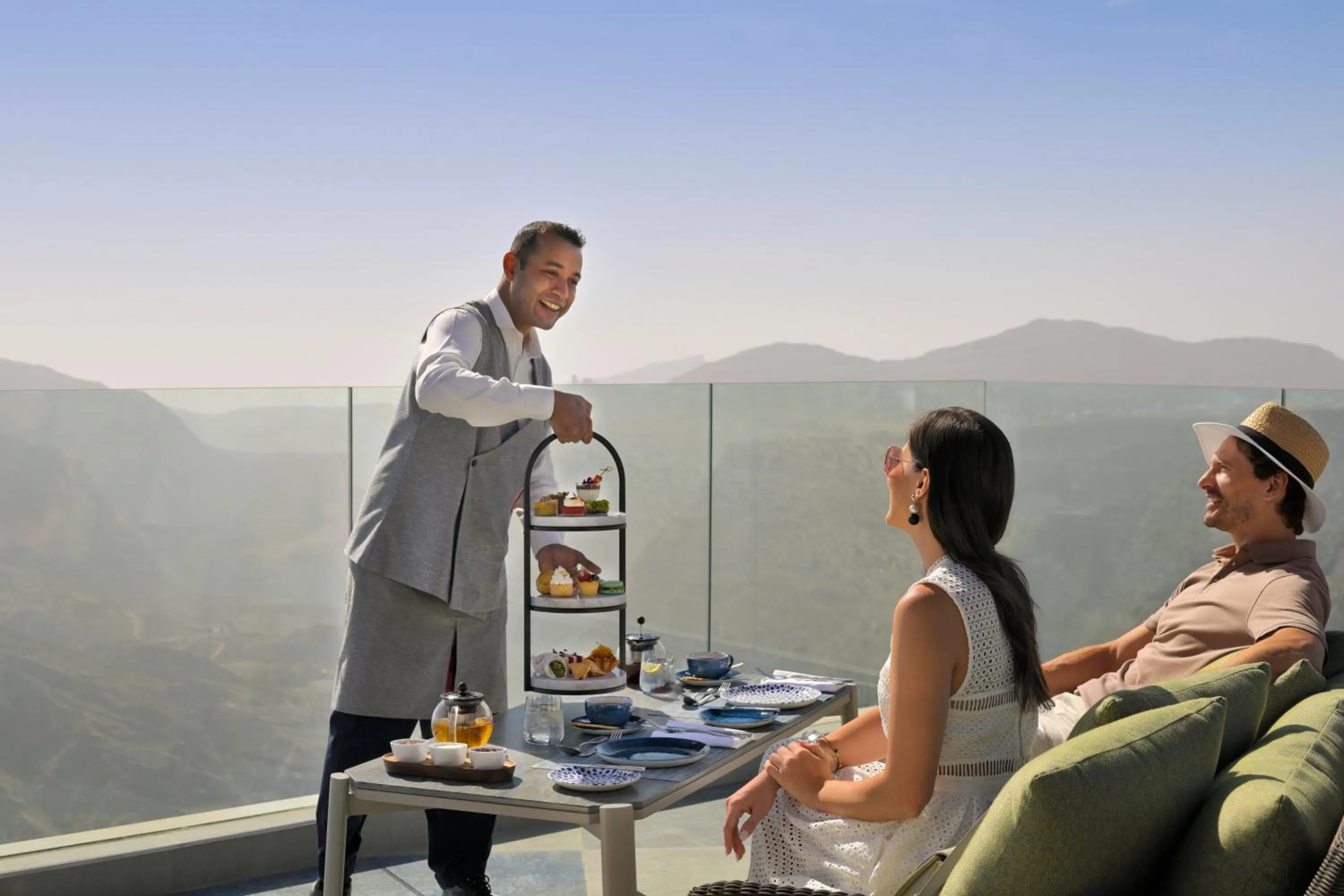 Restaurant/places to eat in Hotel Indigo Jabal Akhdar Resort & Spa by IHG