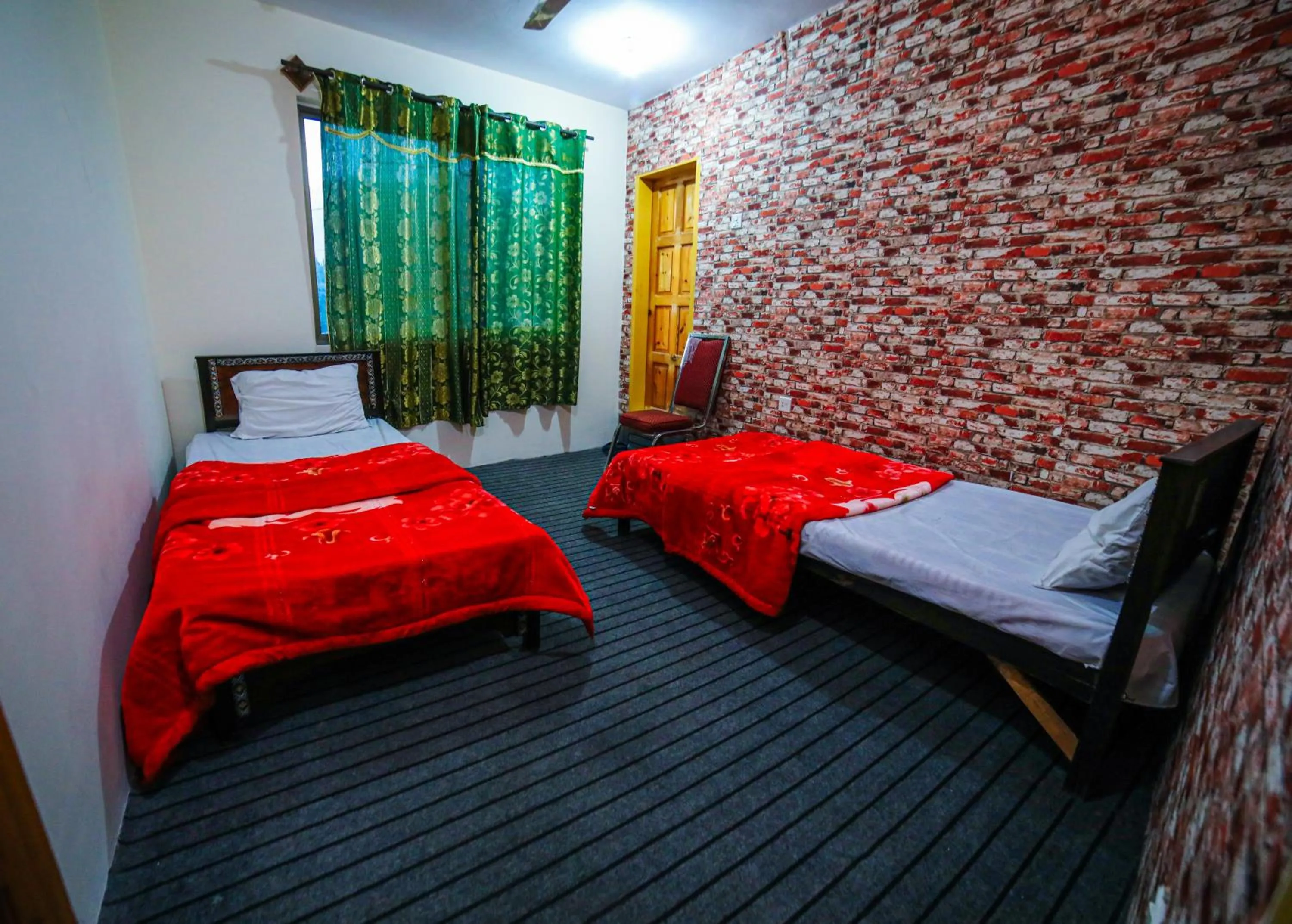 Bed in Yak Sarai Hotel & Restaurant