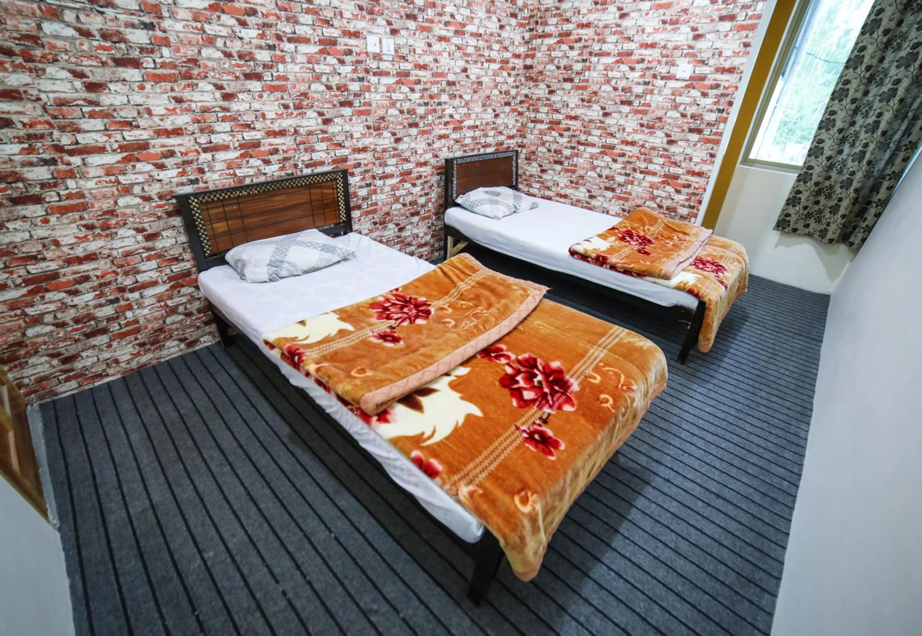 Bed in Yak Sarai Hotel & Restaurant