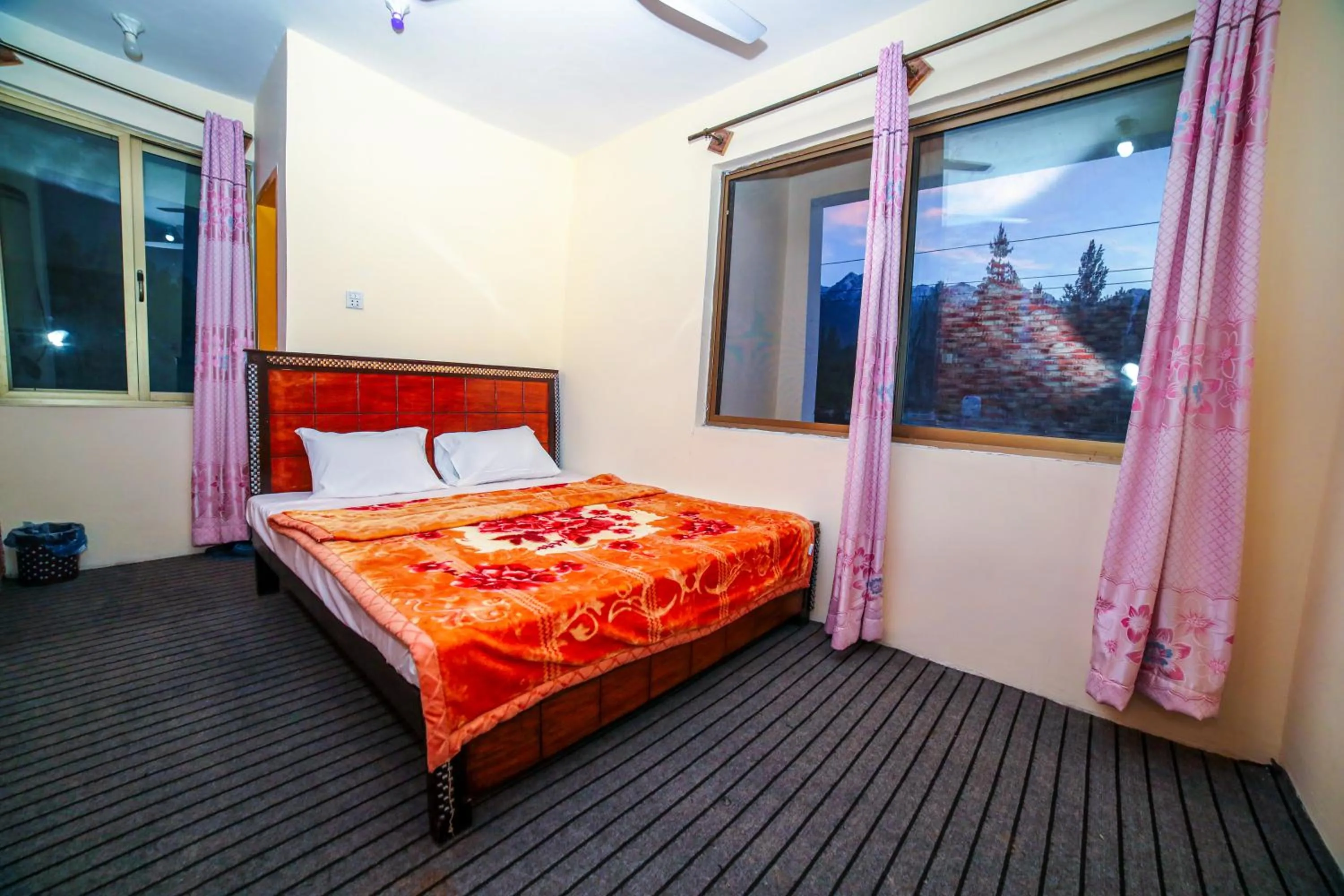 Bed in Yak Sarai Hotel & Restaurant