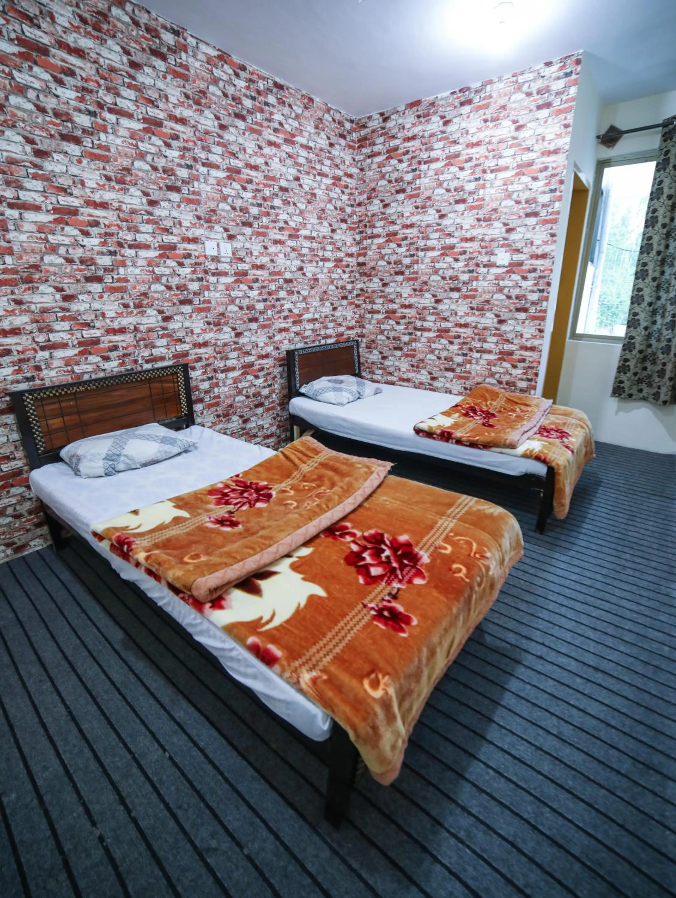 Bed in Yak Sarai Hotel & Restaurant