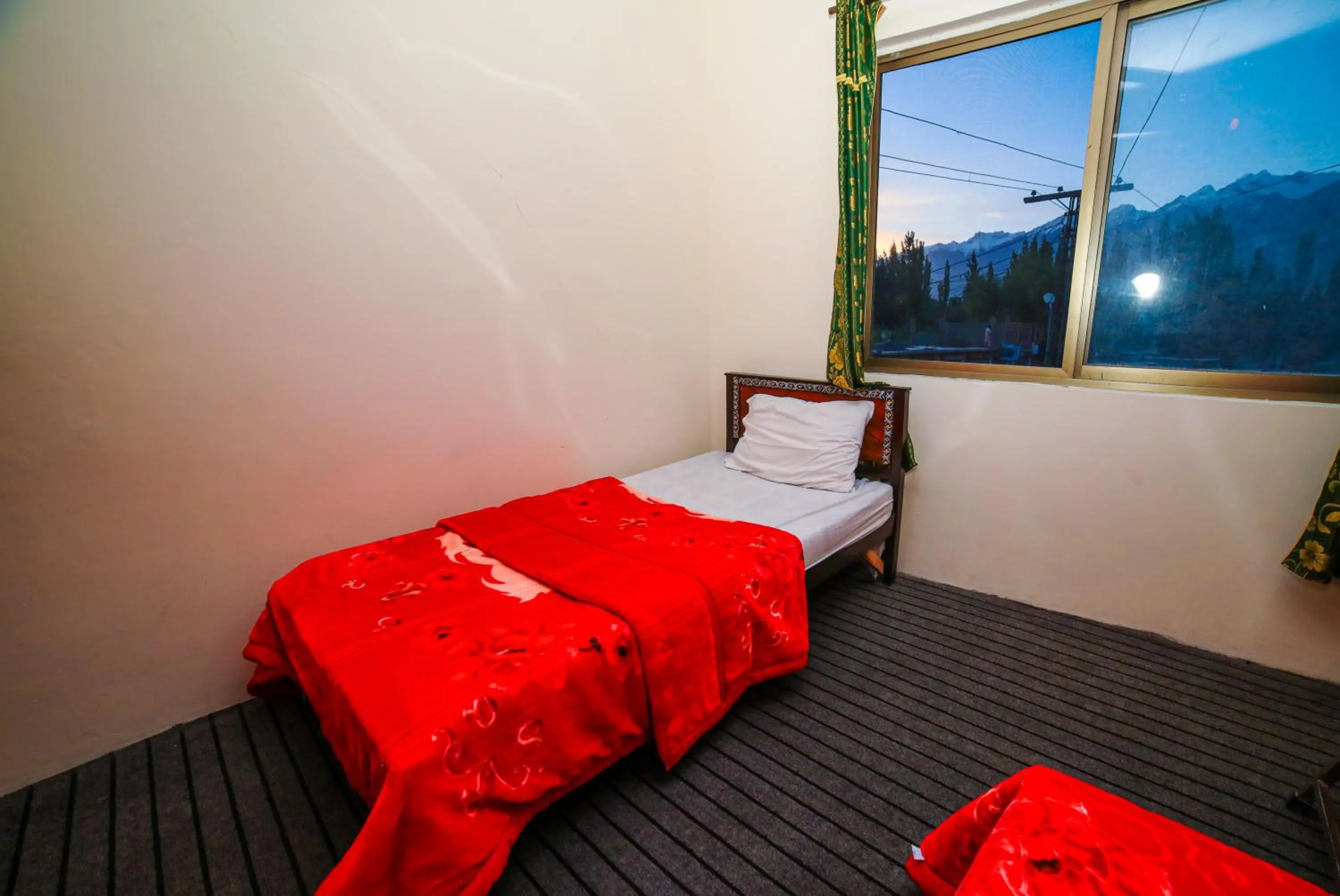 Bed in Yak Sarai Hotel & Restaurant