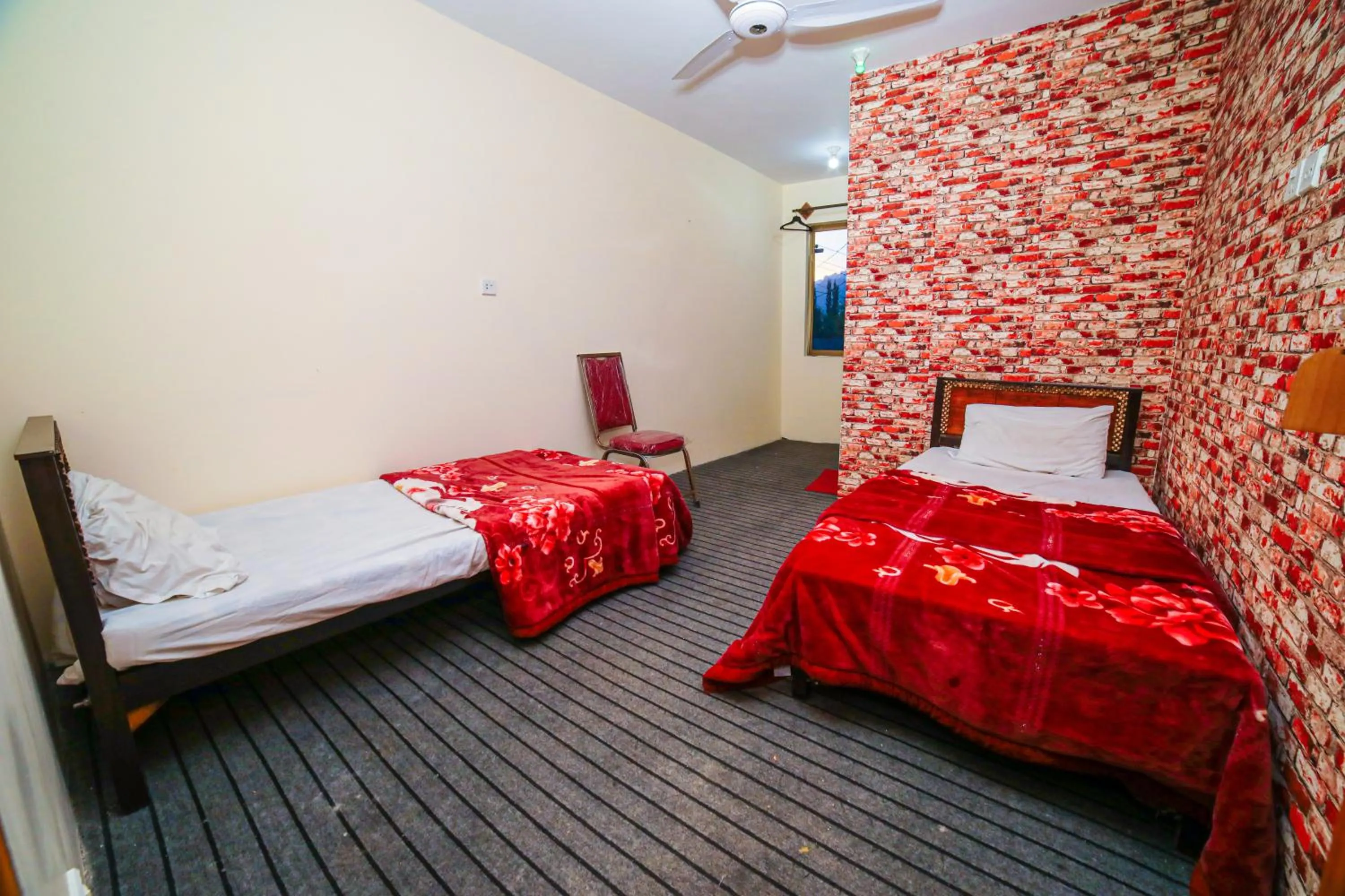 Bed in Yak Sarai Hotel & Restaurant