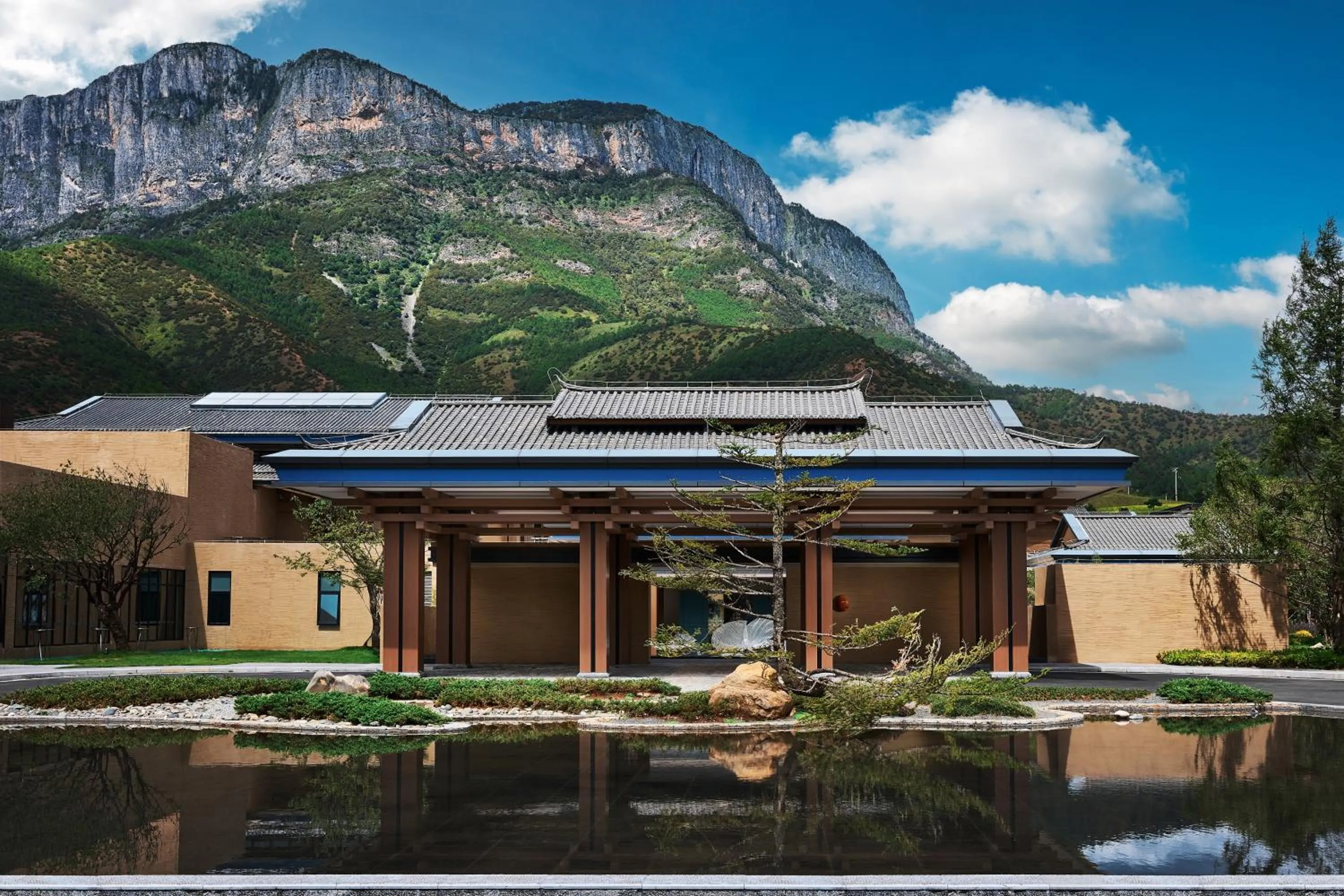 Hotel Indigo Lugu Lake by IHG