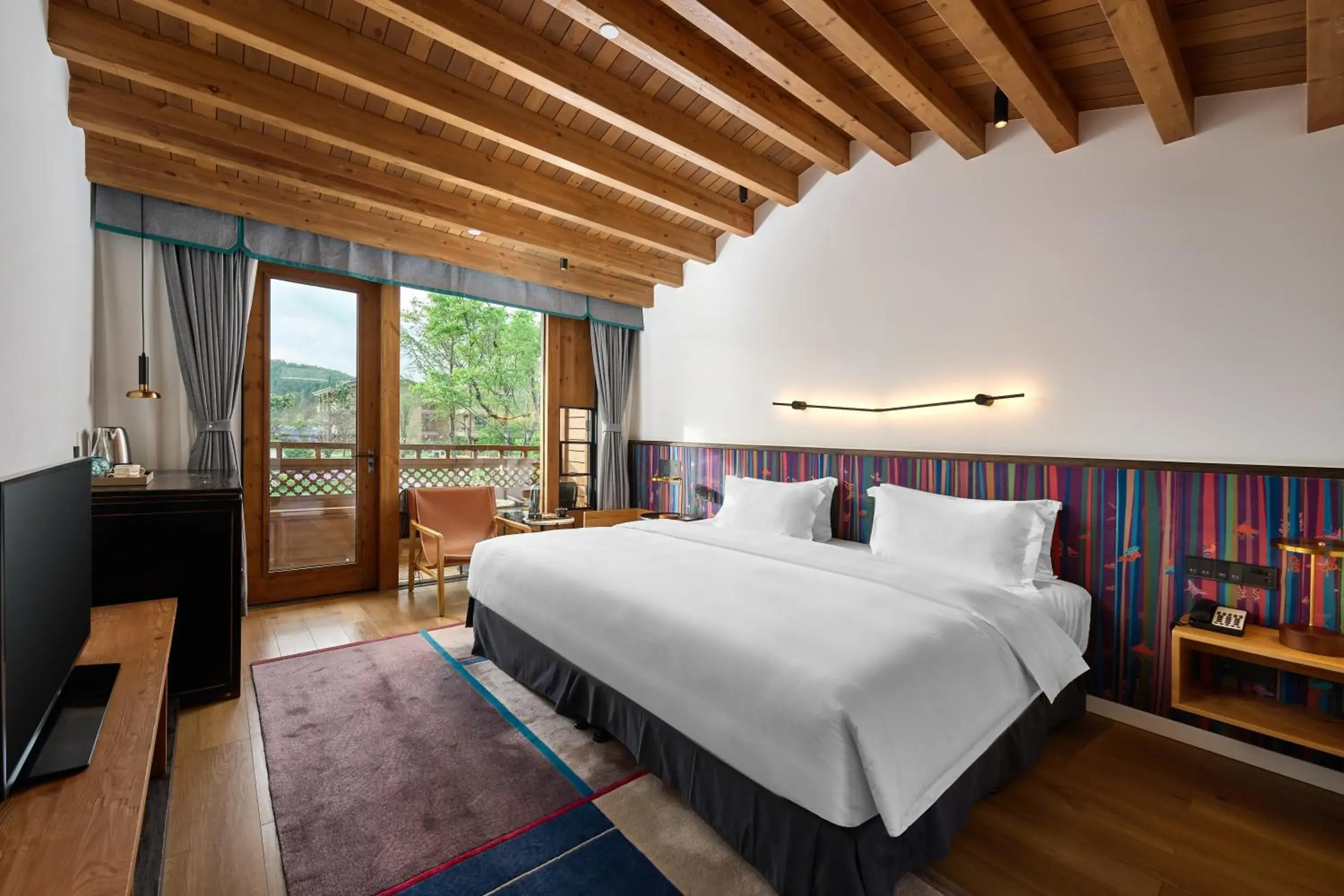 Bed in Hotel Indigo Lugu Lake by IHG Bed in Hotel Indigo Lugu Lake by IHG