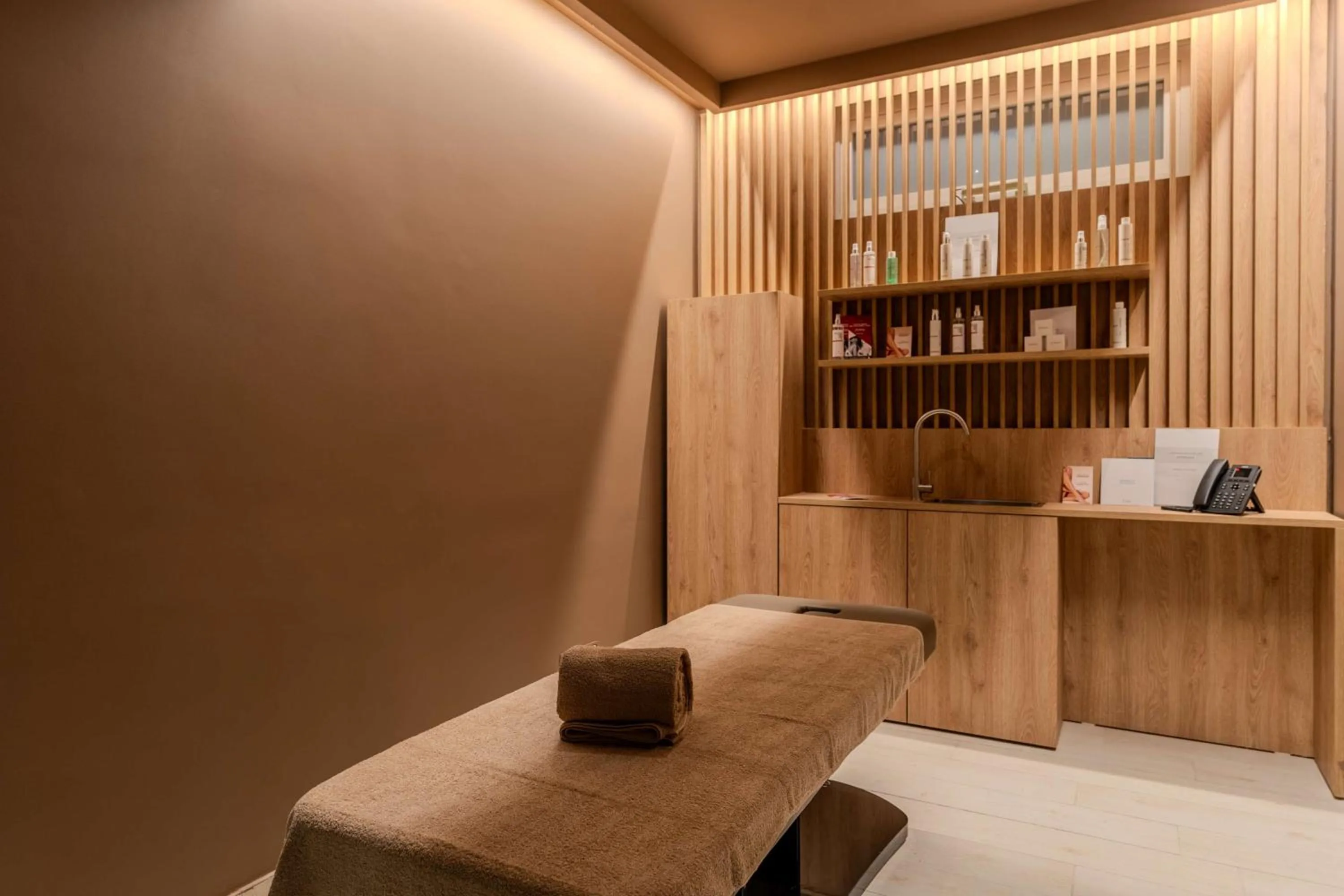 Massage in Terradamari Resort & Spa Marina di Modica,Tapestry by Hilton