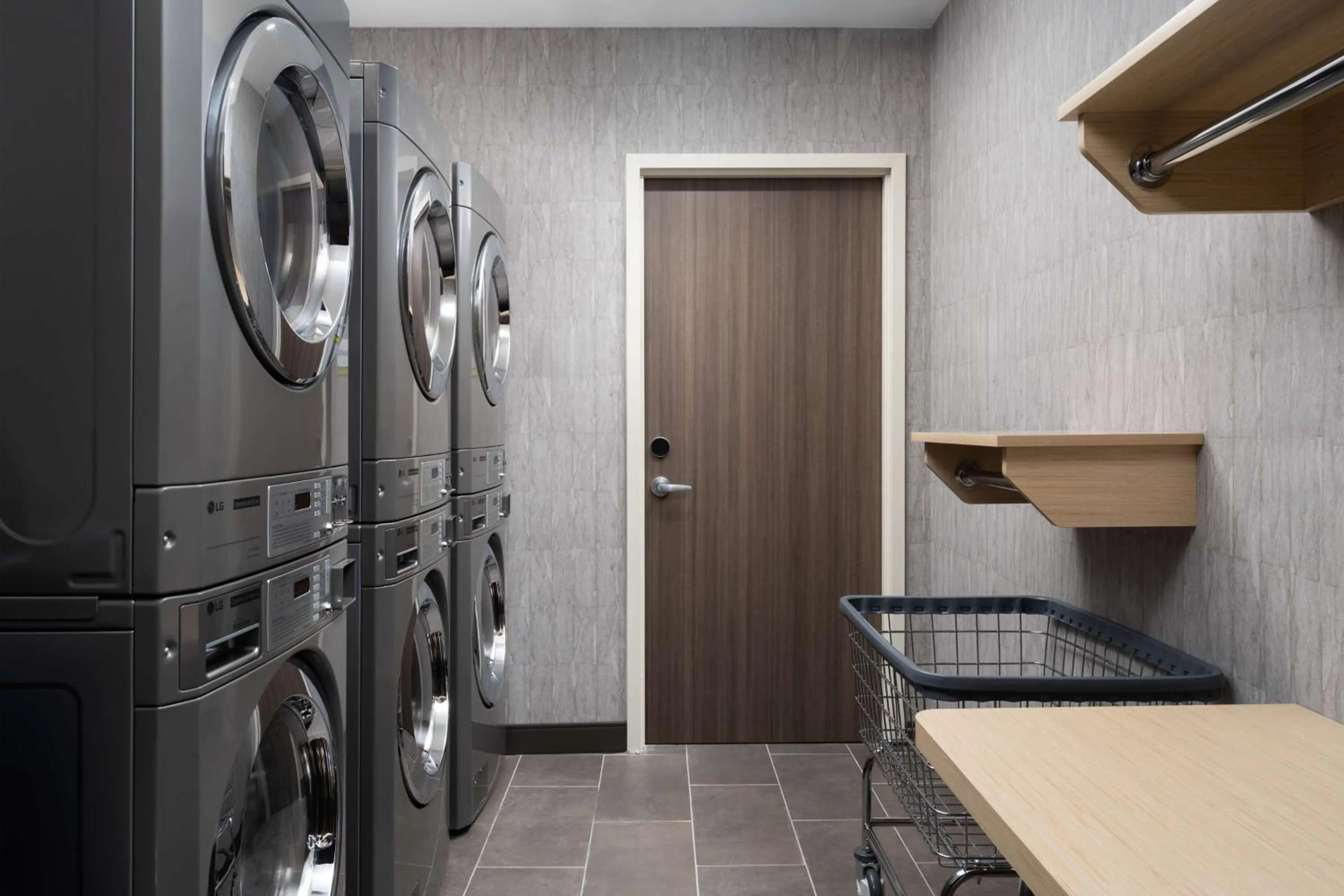 laundry in Home2 Suites By Hilton Winter Haven