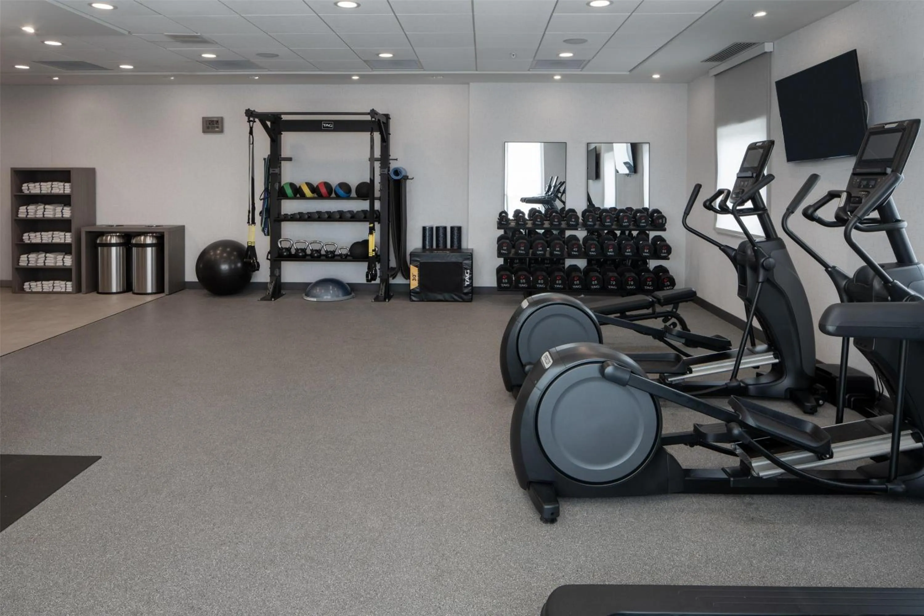 Fitness centre/facilities in Home2 Suites By Hilton West Lafayette