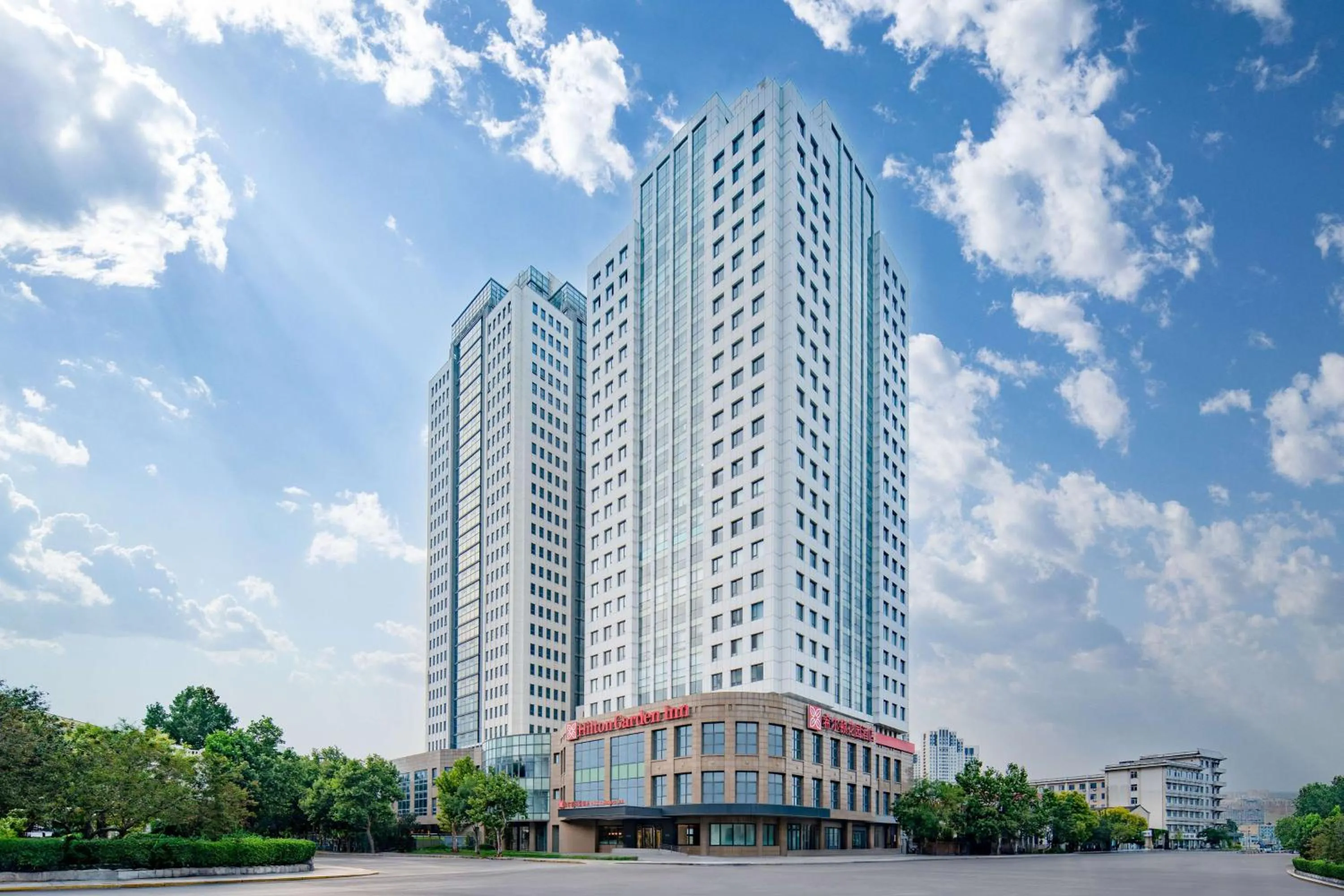 Property building in Hilton Garden Inn Tianjin Railway Station